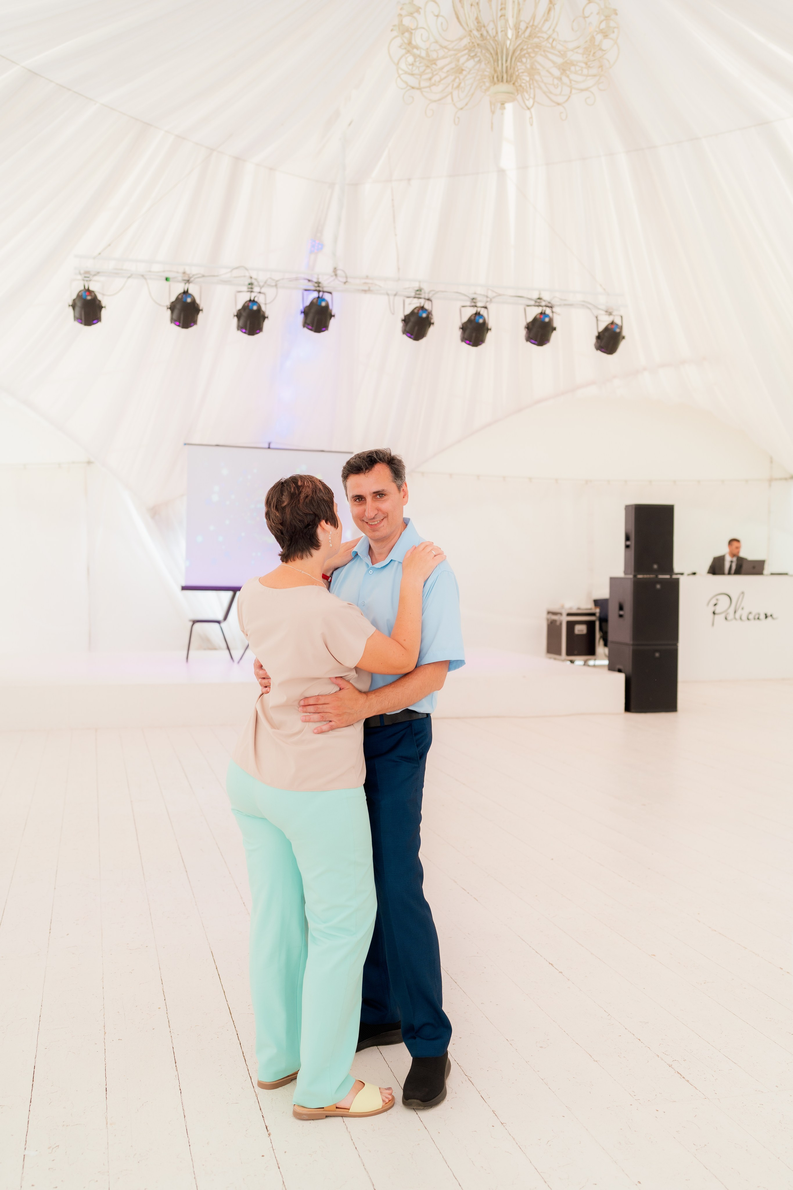 Денис и Надежда. Венчание + свадебный банкет. Свадебный фотограф Москва