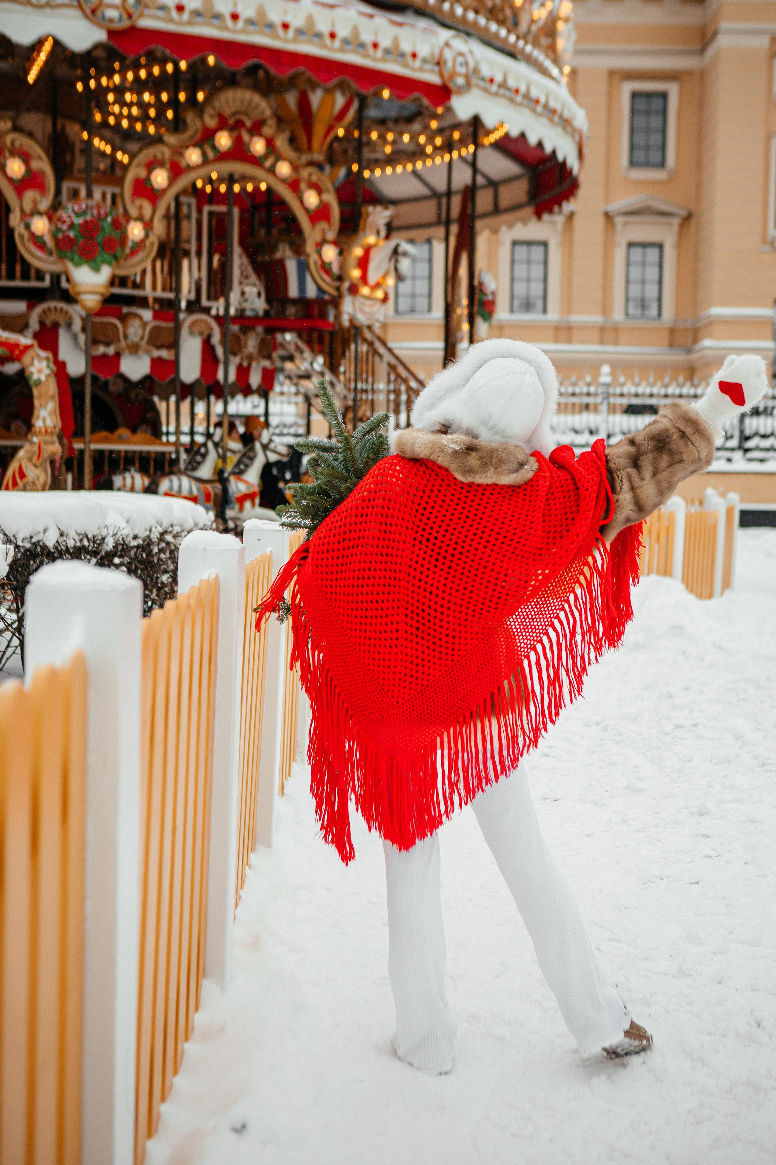 Настя — манежная (декабрь). Elena Sova — семейный и женский фотограф в Санкт-Петербурге
