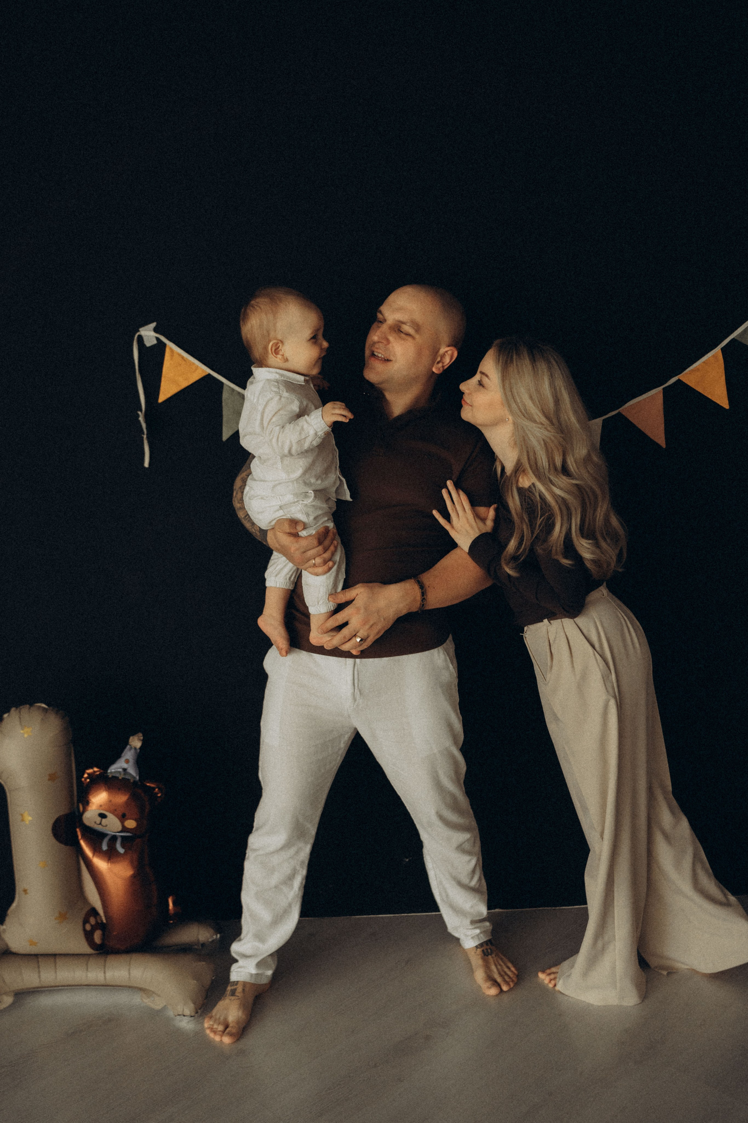 Семейная фотосессия на годик Паша и его родители ❤️. Семейный фотограф Егор Веденин