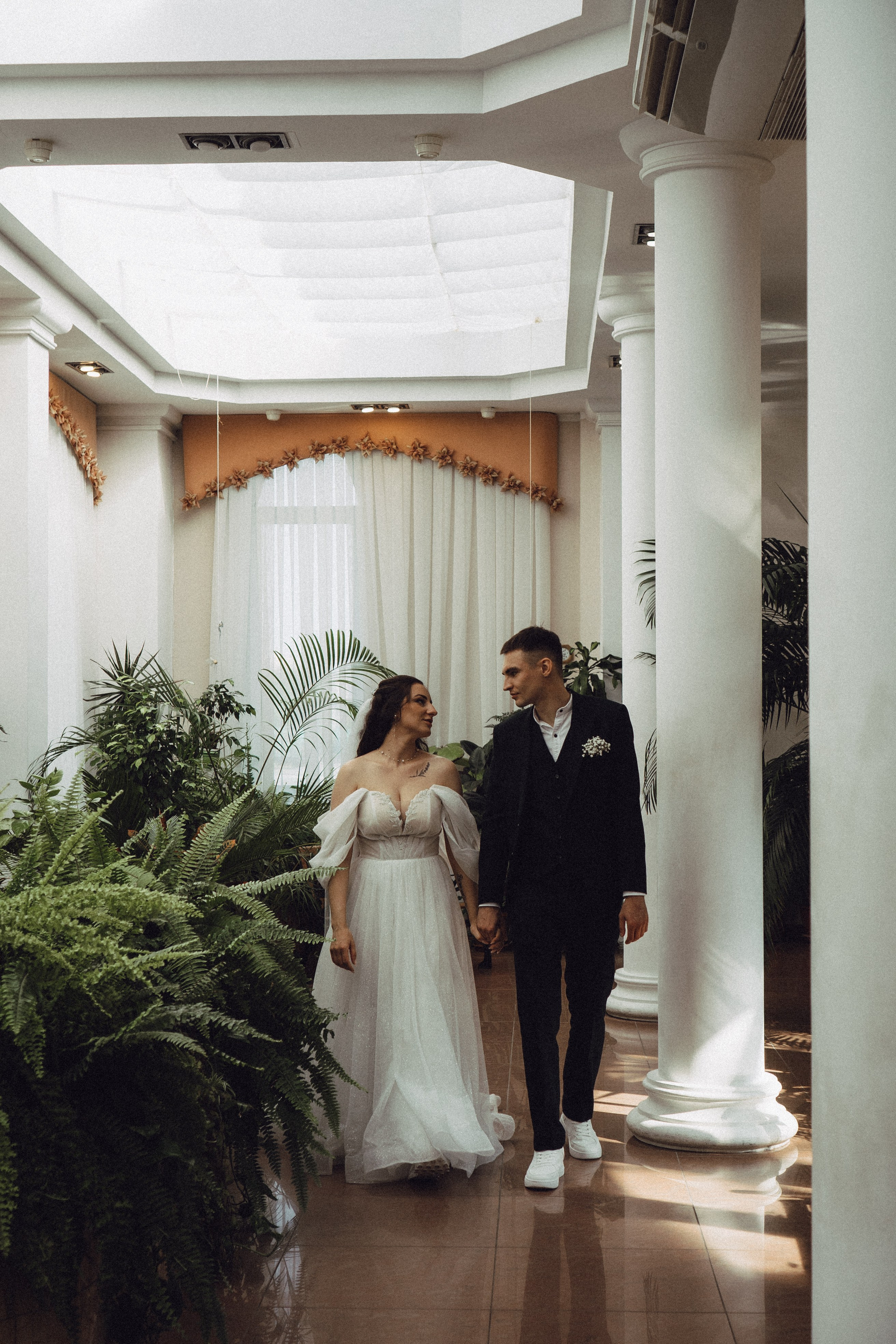 СВАДЕБНАЯ СЬЕМК В ПАРКЕ 300-ЛЕТИЯ. Профессиональный фотограф, Санкт-Петербург — Виктория Богомолова