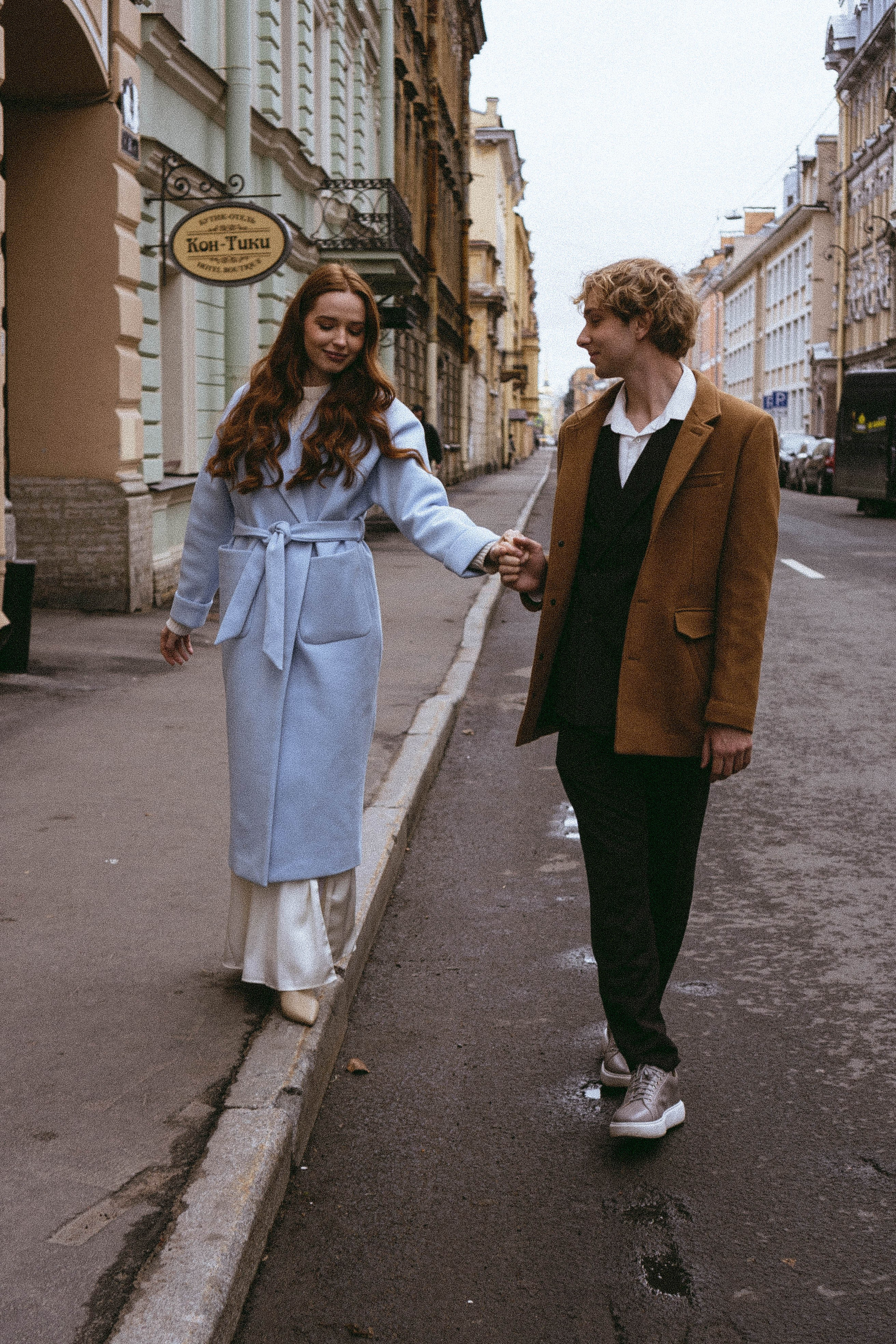 СВАДЕБНАЯ ПРОГУЛКА ПО ПЕТРОГРАДКЕ ВЕСНОЙ (ФОТОСЕССИИЯ ПАРЫ СВАДЕБНАЯ). Профессиональный фотограф, Санкт-Петербург — Виктория Богомолова