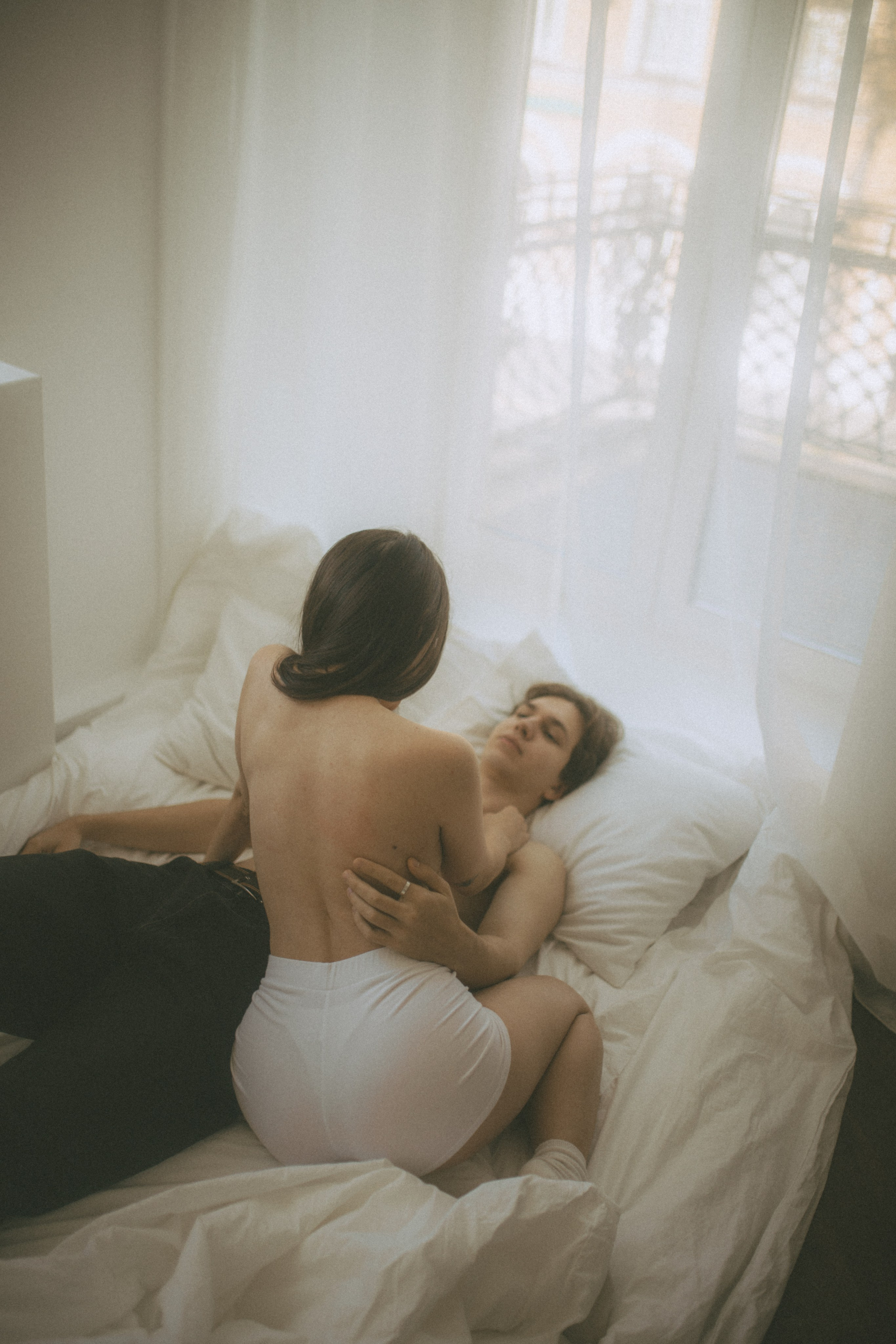 Артур и Гульназ в студии. Свадебный фотограф Казань