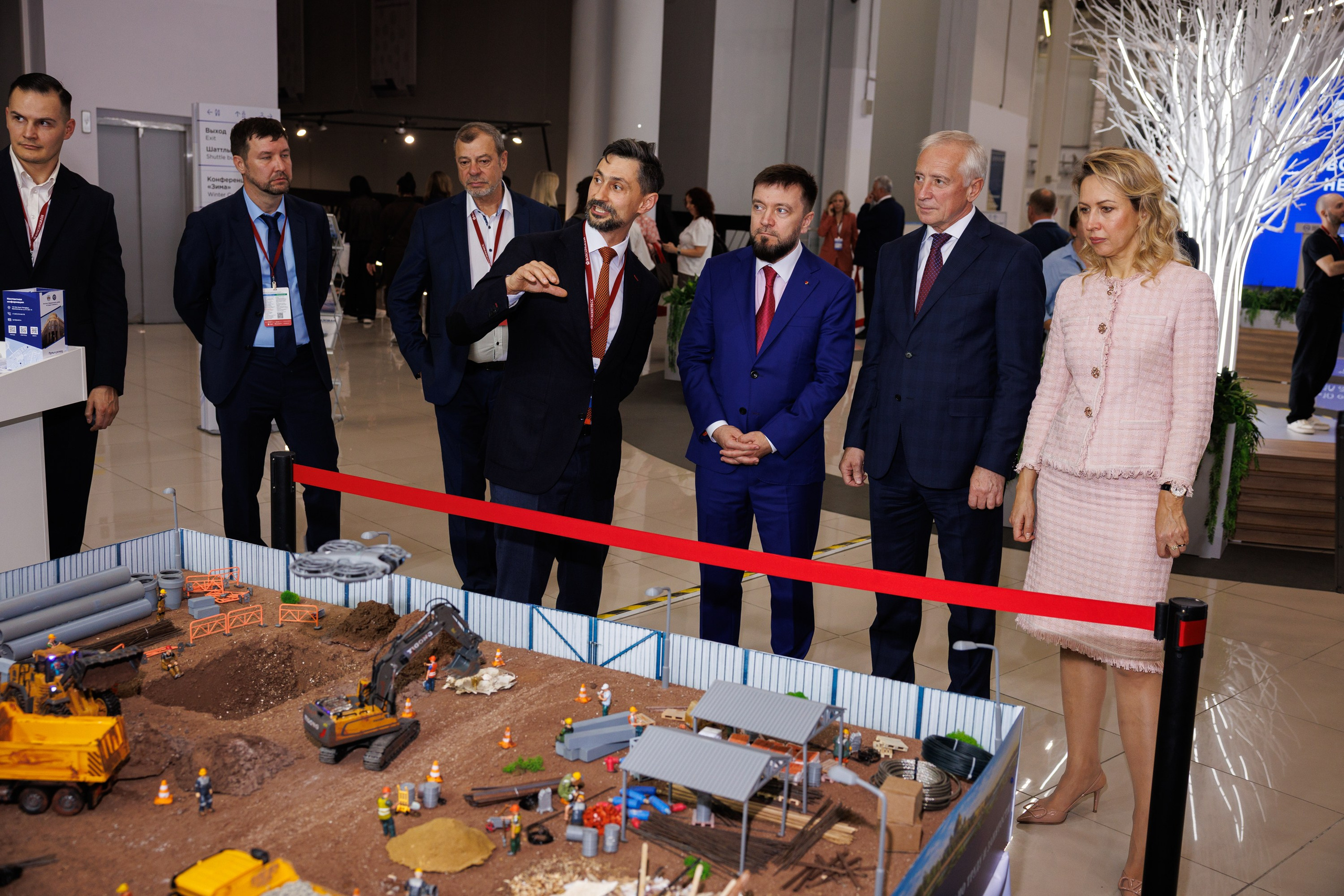 ВНОТ 2026. Репортажный и предметный Фотограф в Москве