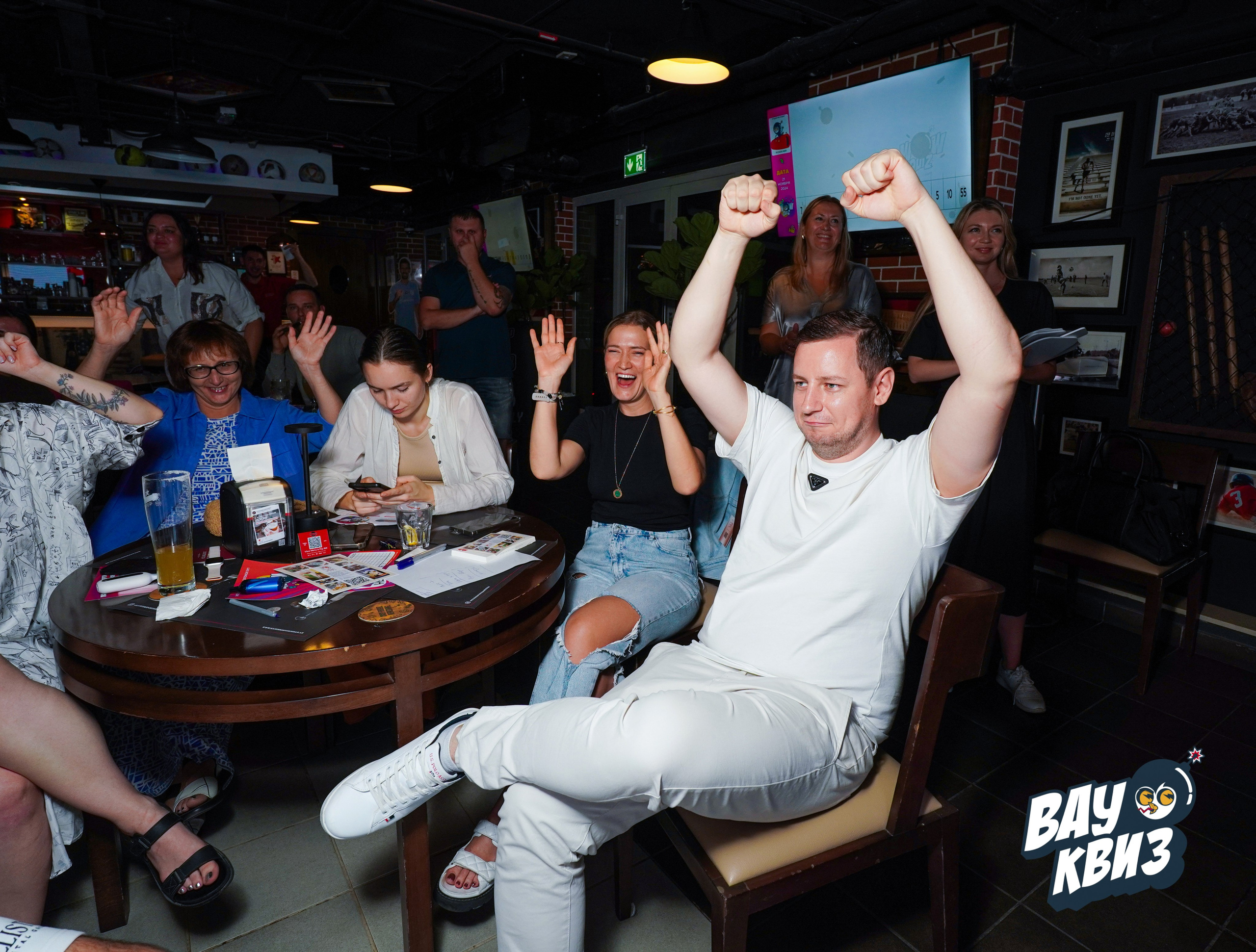 WOW QUIZ DUBAI. Фото | Видео Контент Мишель Ватаманюк