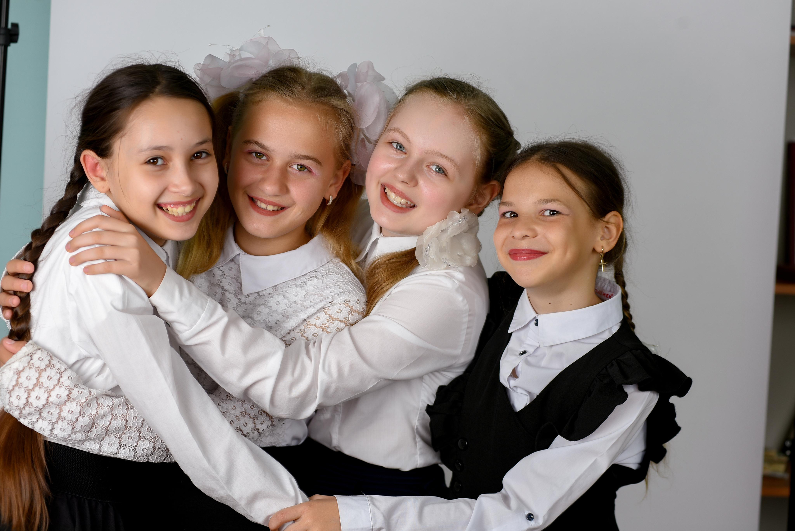 Фото на выпускные альбомы 1 — 4 классов. Фотограф-видеограф в Димитровграде и Ульяновске Герман Наумов