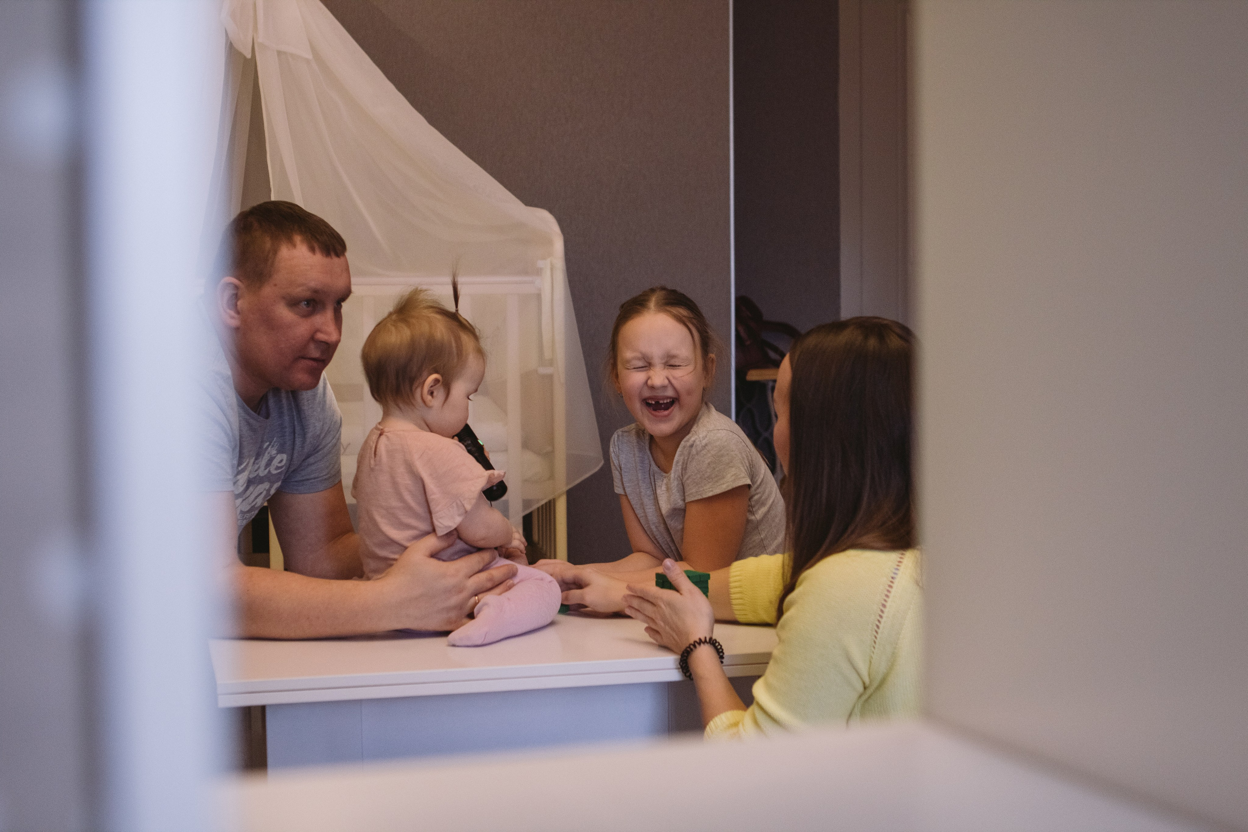 Домашняя семейная съемка. Репортажный фотограф в Санкт-Петербурге. Фотограф на мероприятие в СПБ