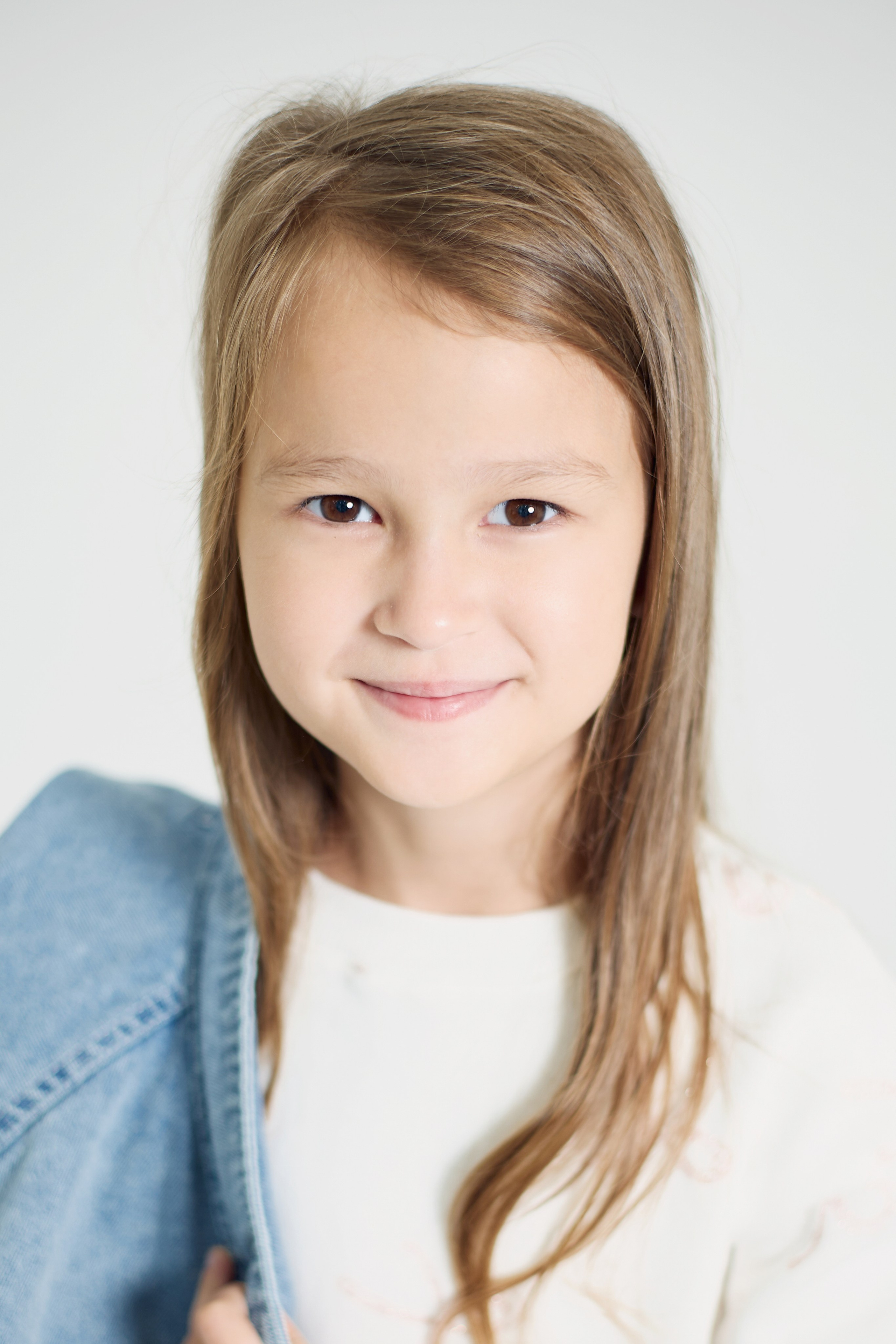 Есения, 6 лет, 122 см. Efimova Model Agency