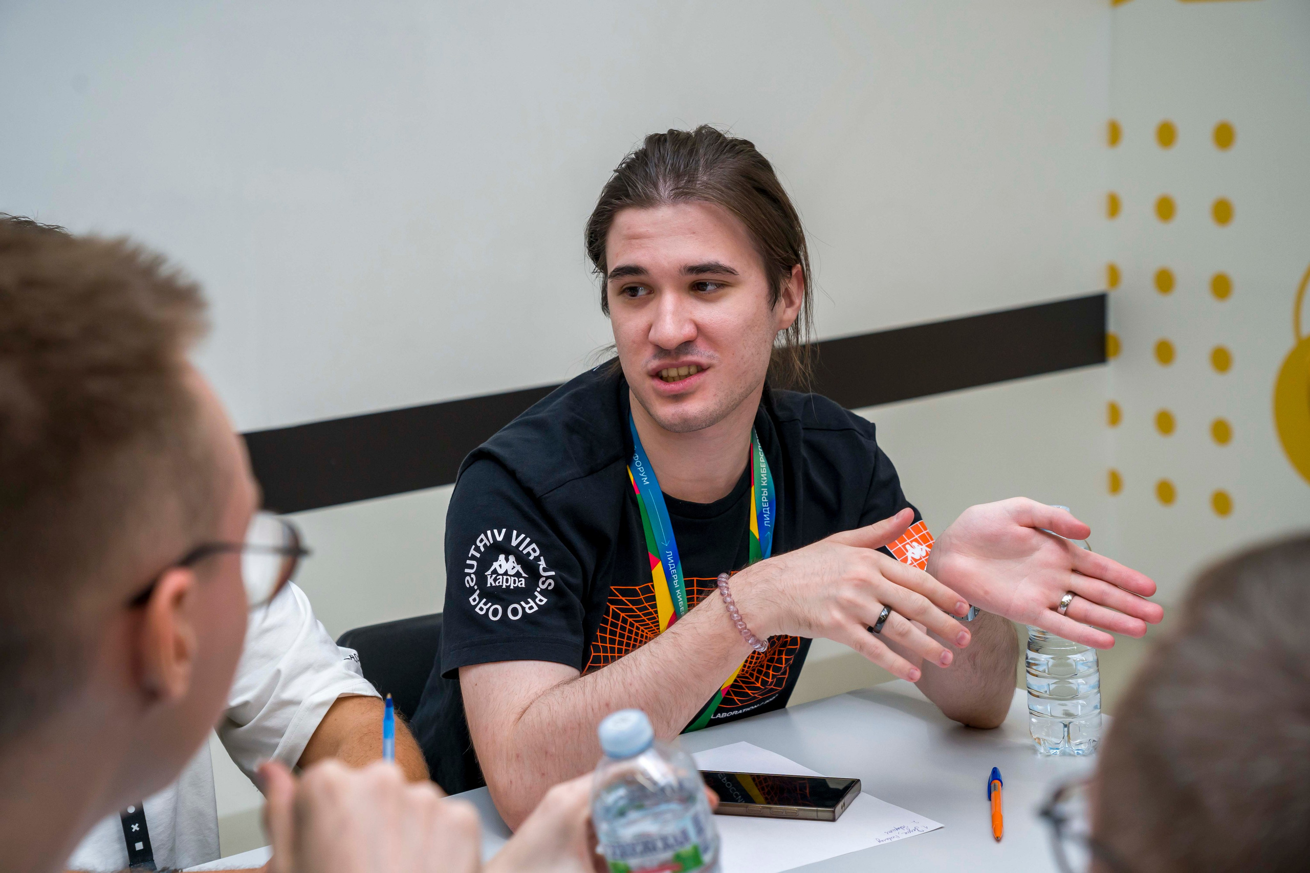 Лидеры киберспорта. репортажная фотосъемка мероприятия. Фотограф в Санкт-Петербурге. Репортажная и все съёмки для бизнеса