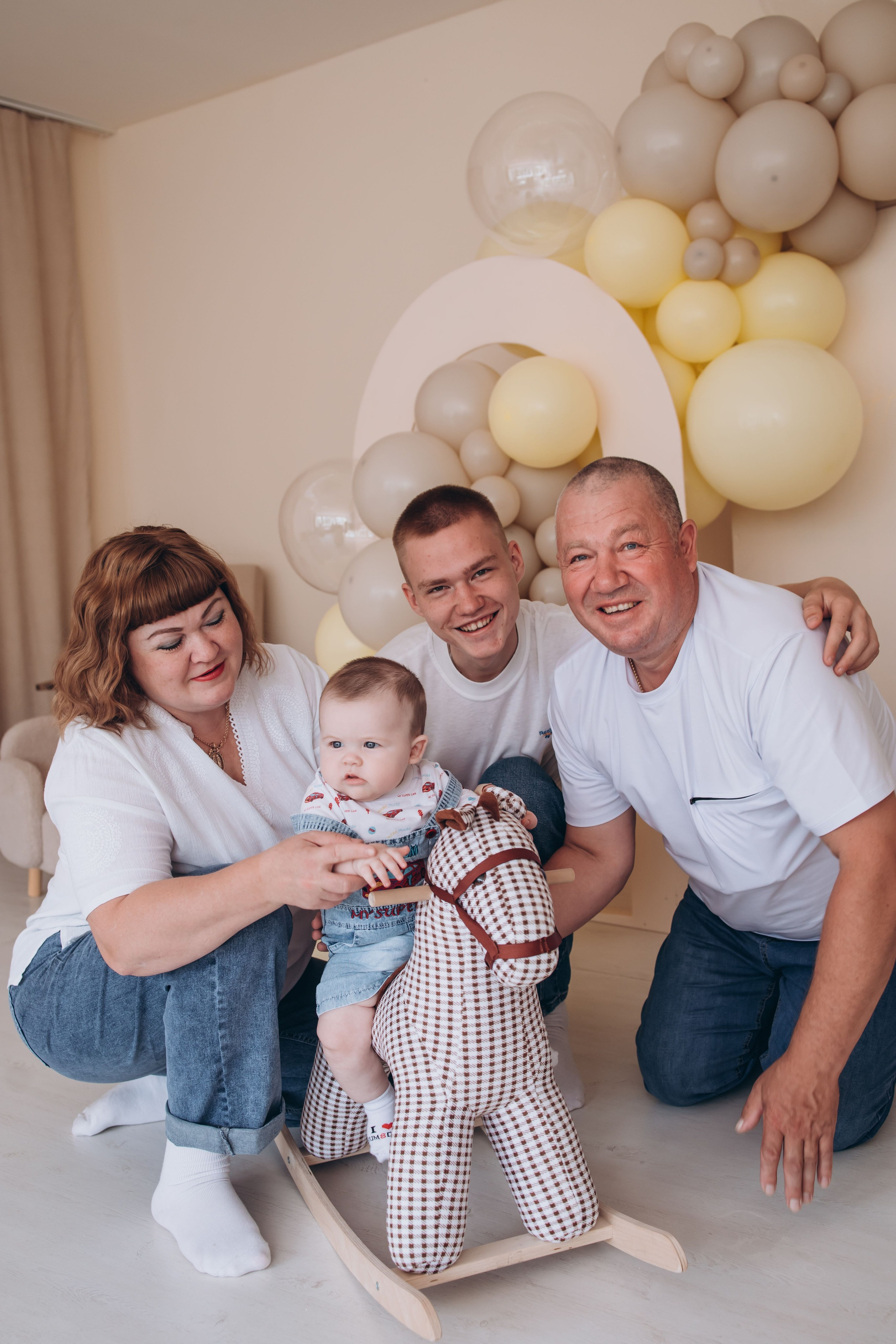 Полгода у власти. Семейный фотограф Нижневартовск Тюмень Ефимова Ирина