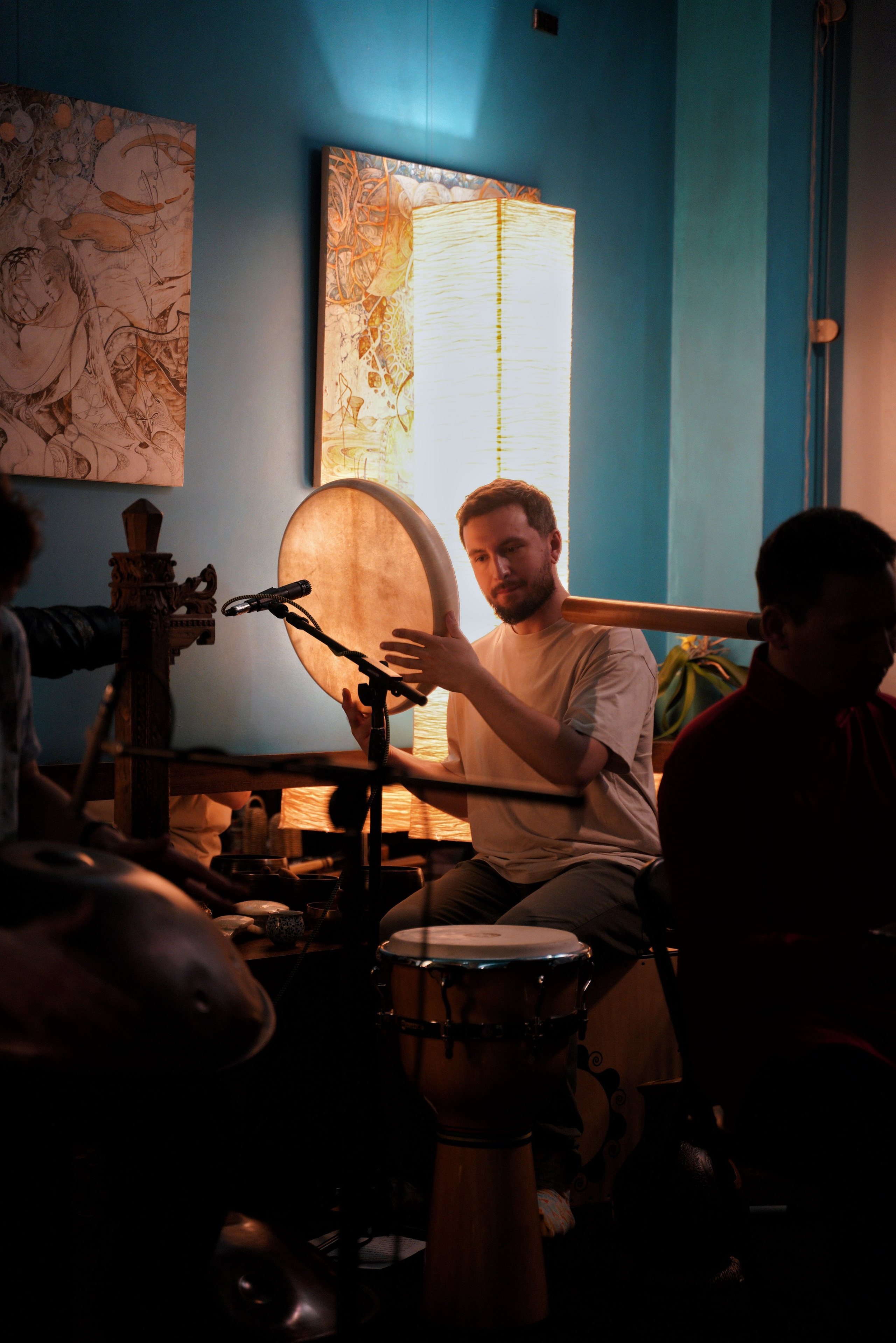 Выступление Forest jam project в Открытом в чайной Чаван. Портретный и репортажный фотограф Наталья Горобец