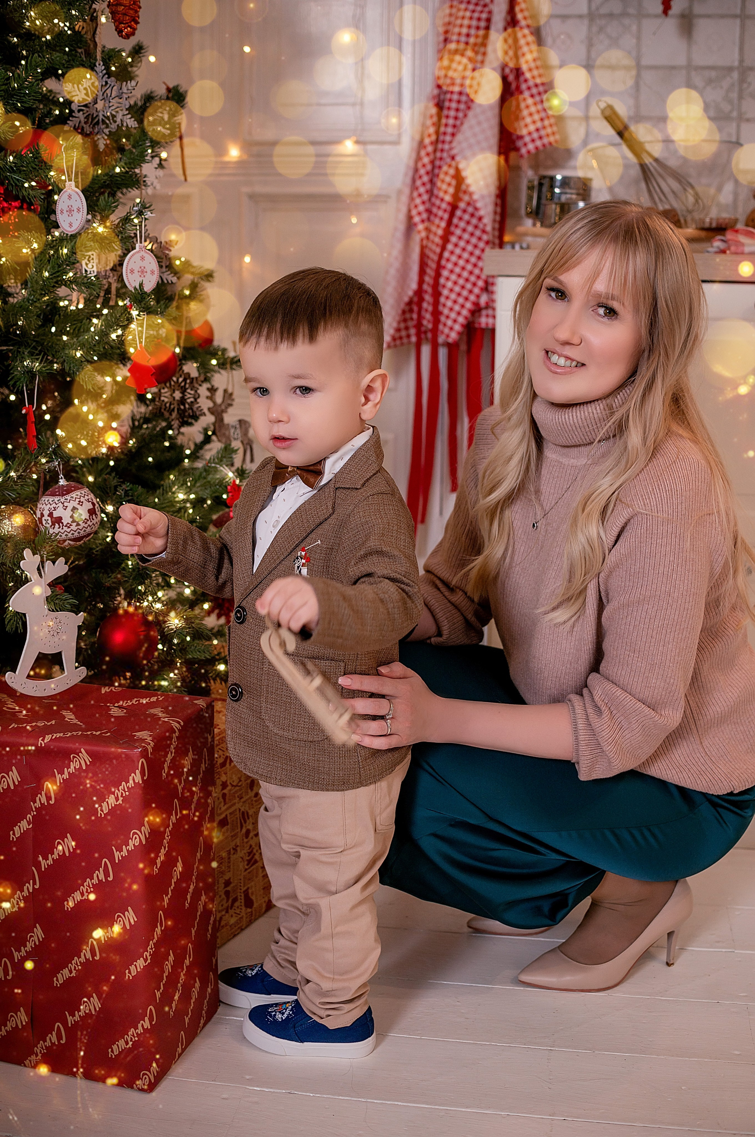 Новогодняя семейная фотосессия в Краснодаре 2023-2024. Фотограф новорожденных Краснодар Малышенко Надежда