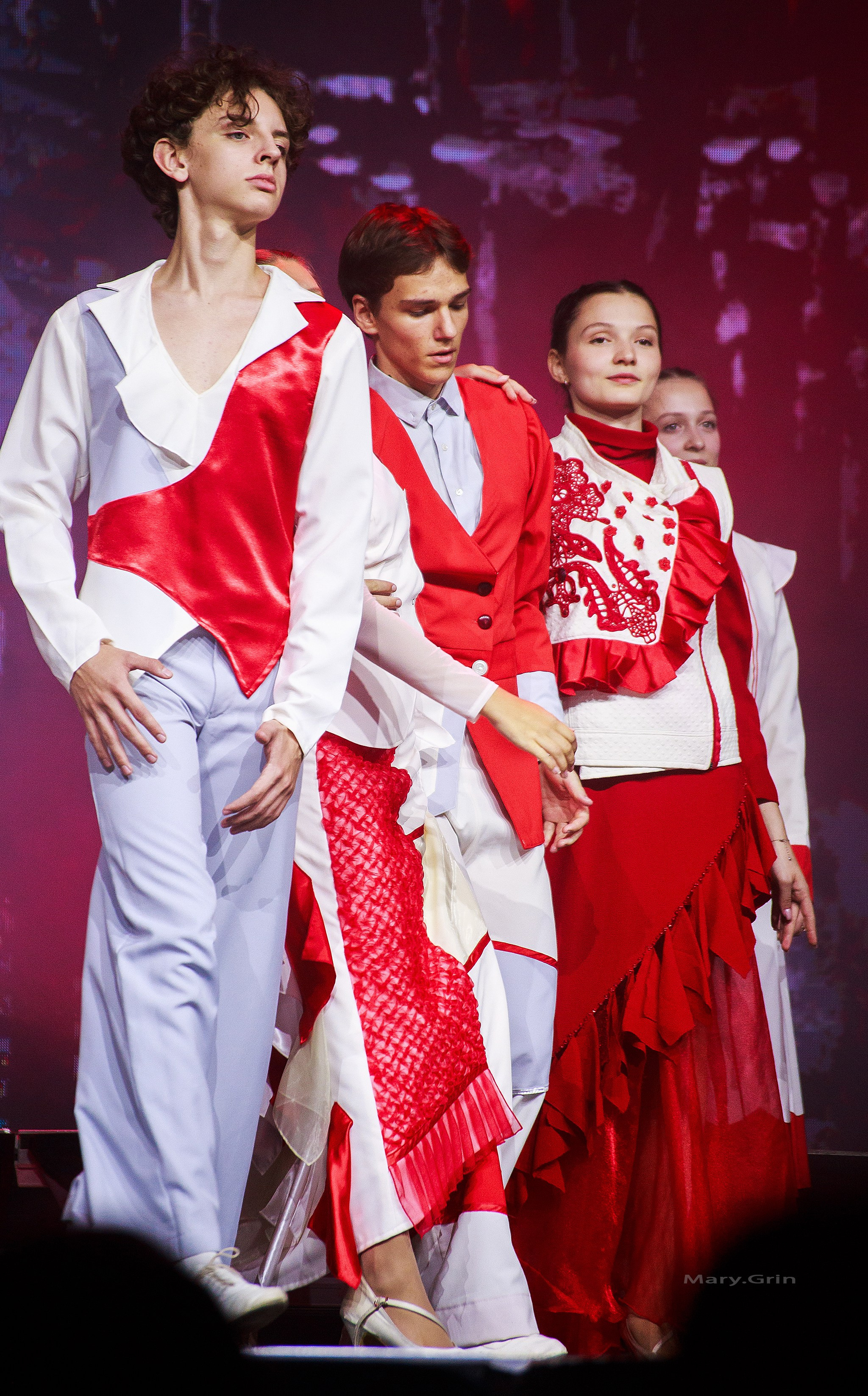 Подиумный спектакль «стиль Надежды» 2025. Детский и семейный фотограф, фотограф мероприятий Нижний Новгород