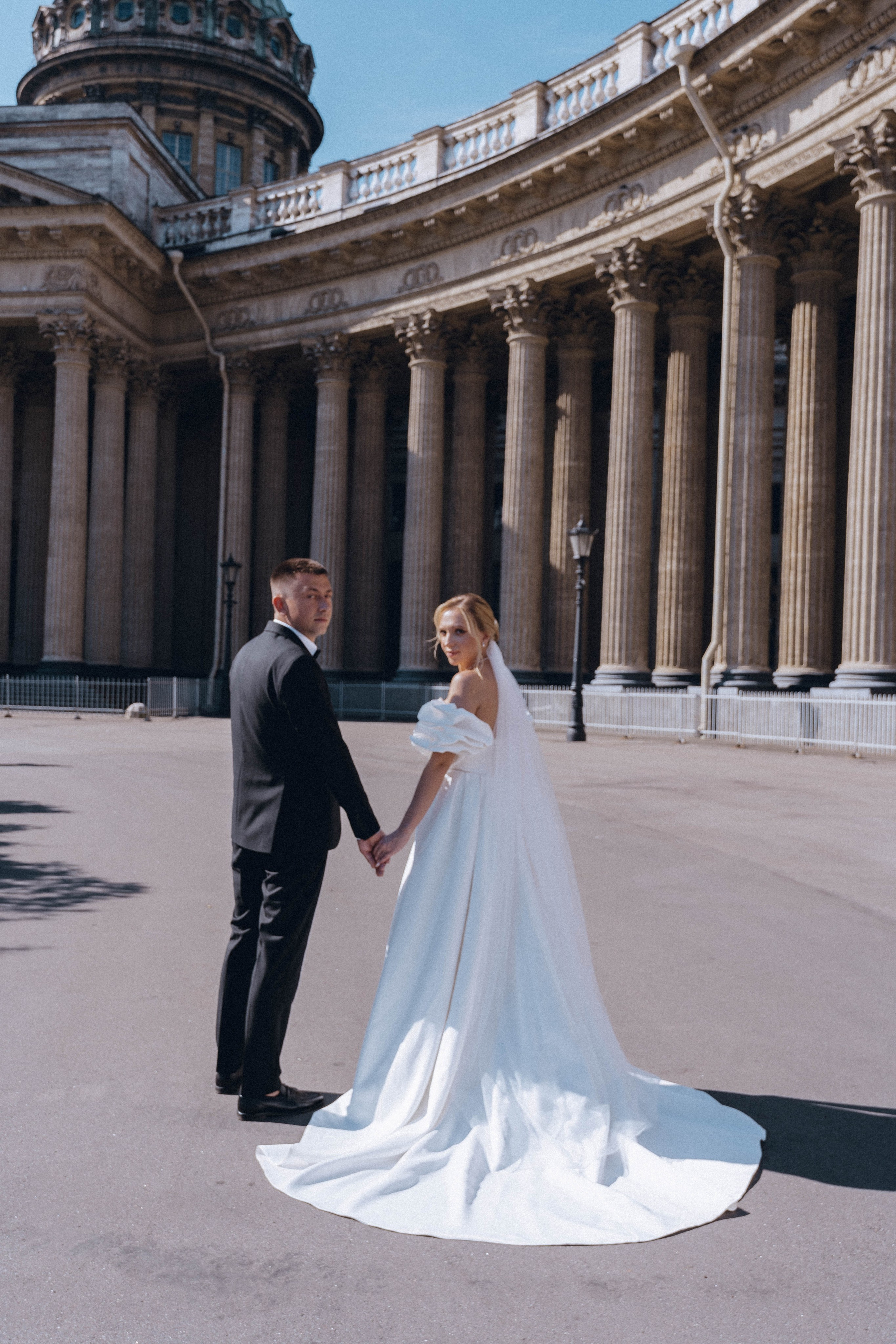 СВАДЕНБНАЯ СЬЕМКА НА КАТЕРЕ ПО КАНАЛАМ САНКТ-ПЕТЕРБУРГА И В АКВАТОРИИ НЕВЫ. Профессиональный фотограф, Санкт-Петербург — Виктория Богомолова