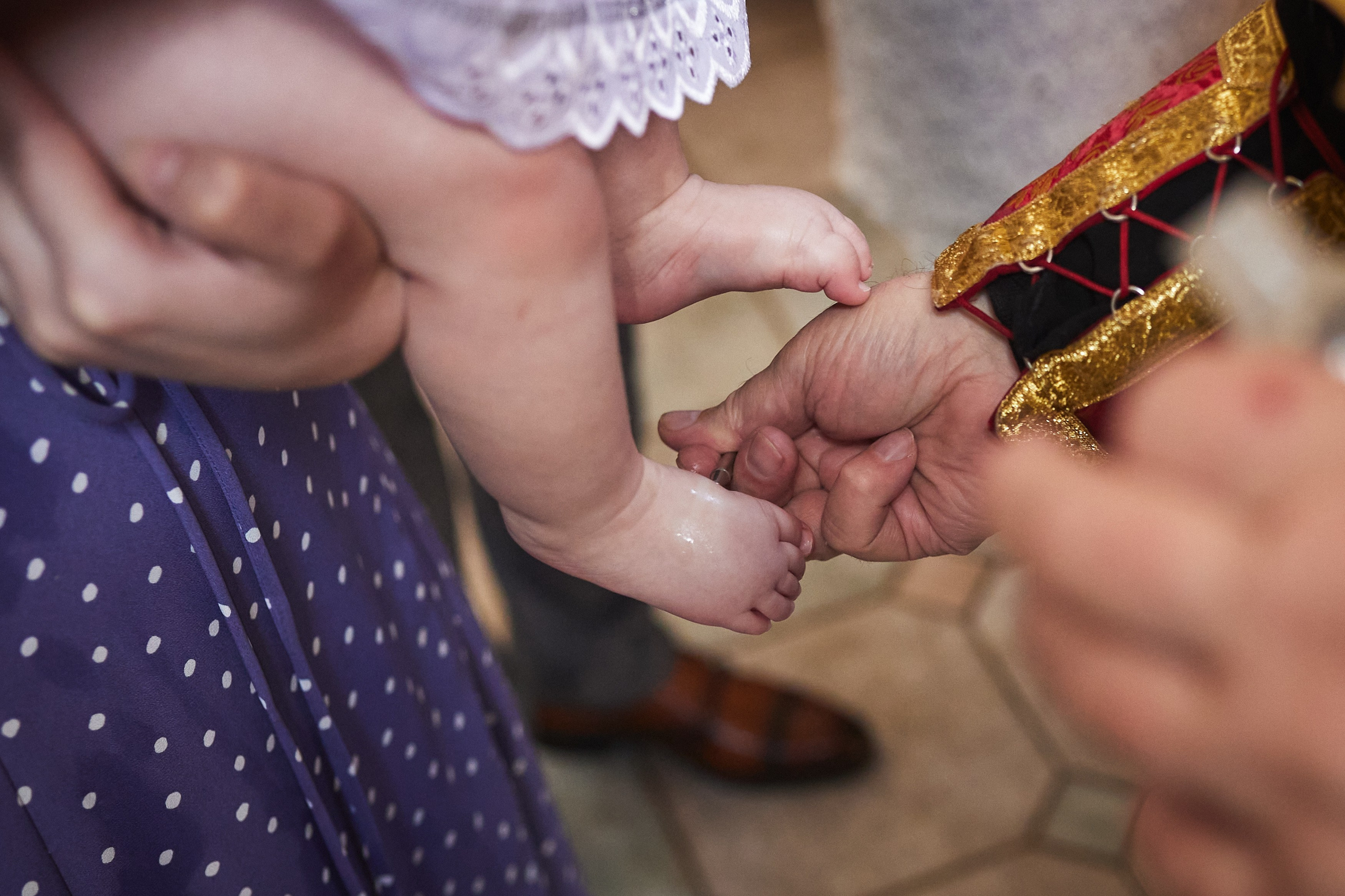 Фотосессия таинства крещения в Минске