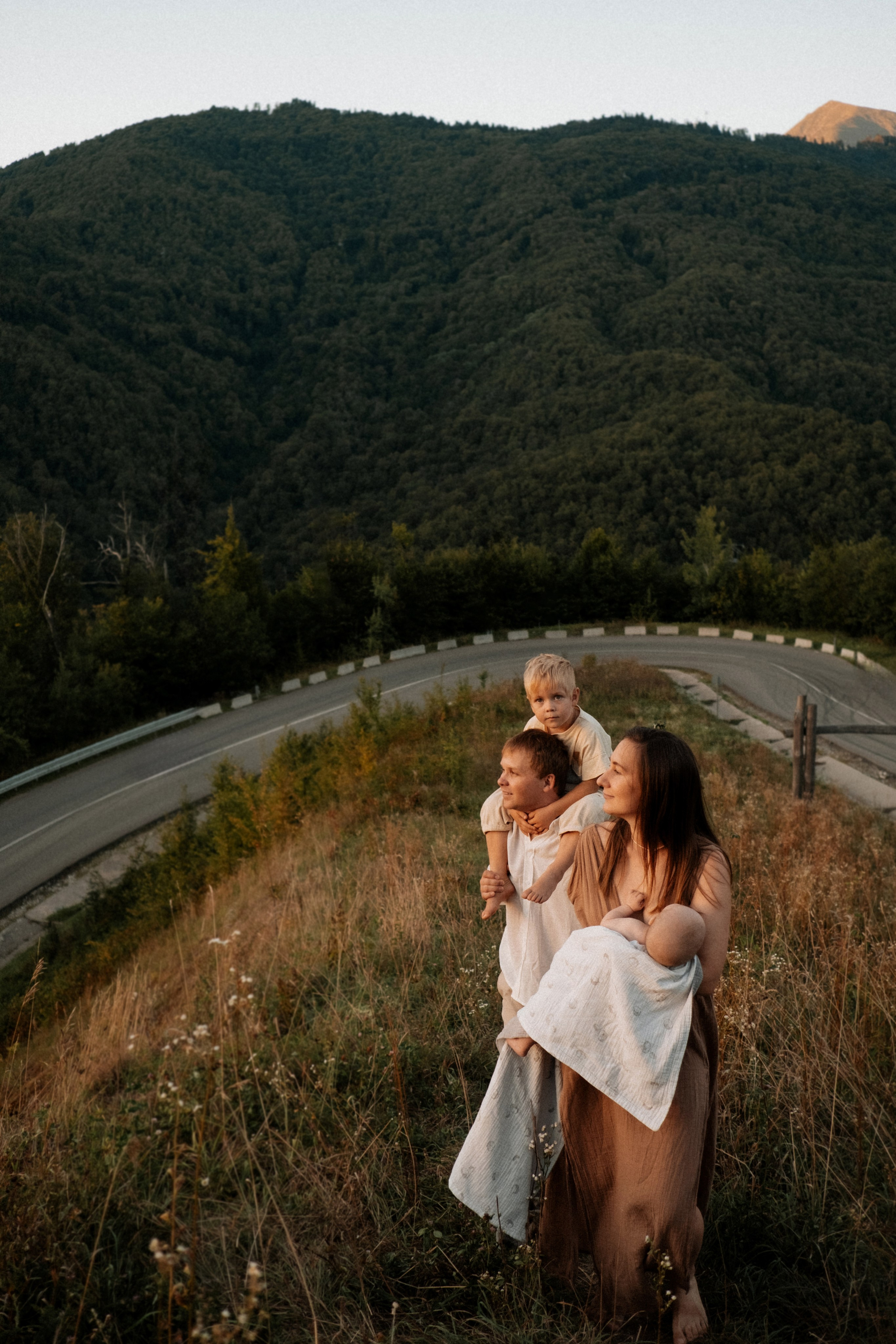 Семейные фотосессии в Сочи, Сириус и на Красной поляне. Семейный, свадебный фотограф Сочи, Адлер, Красная поляна