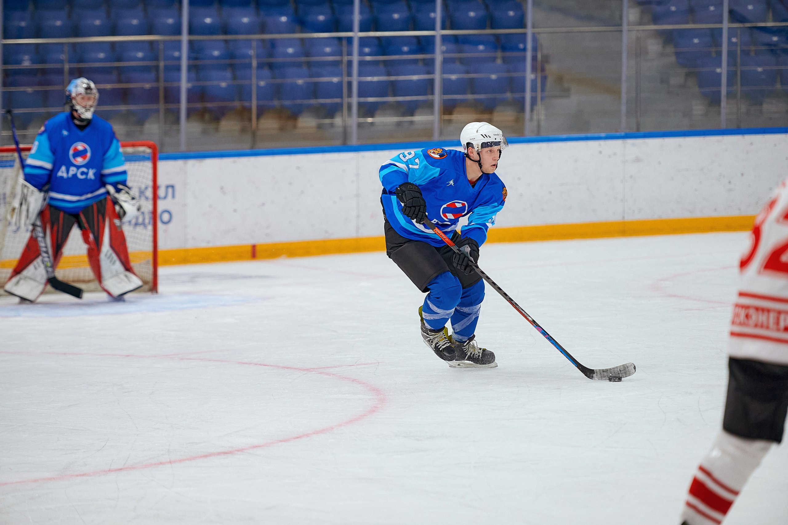 Портфолио репортажной фотосъёмки: Кристалл арена — Хоккей — РусГидро. Фотограф Яковлев Роман — Красноярск