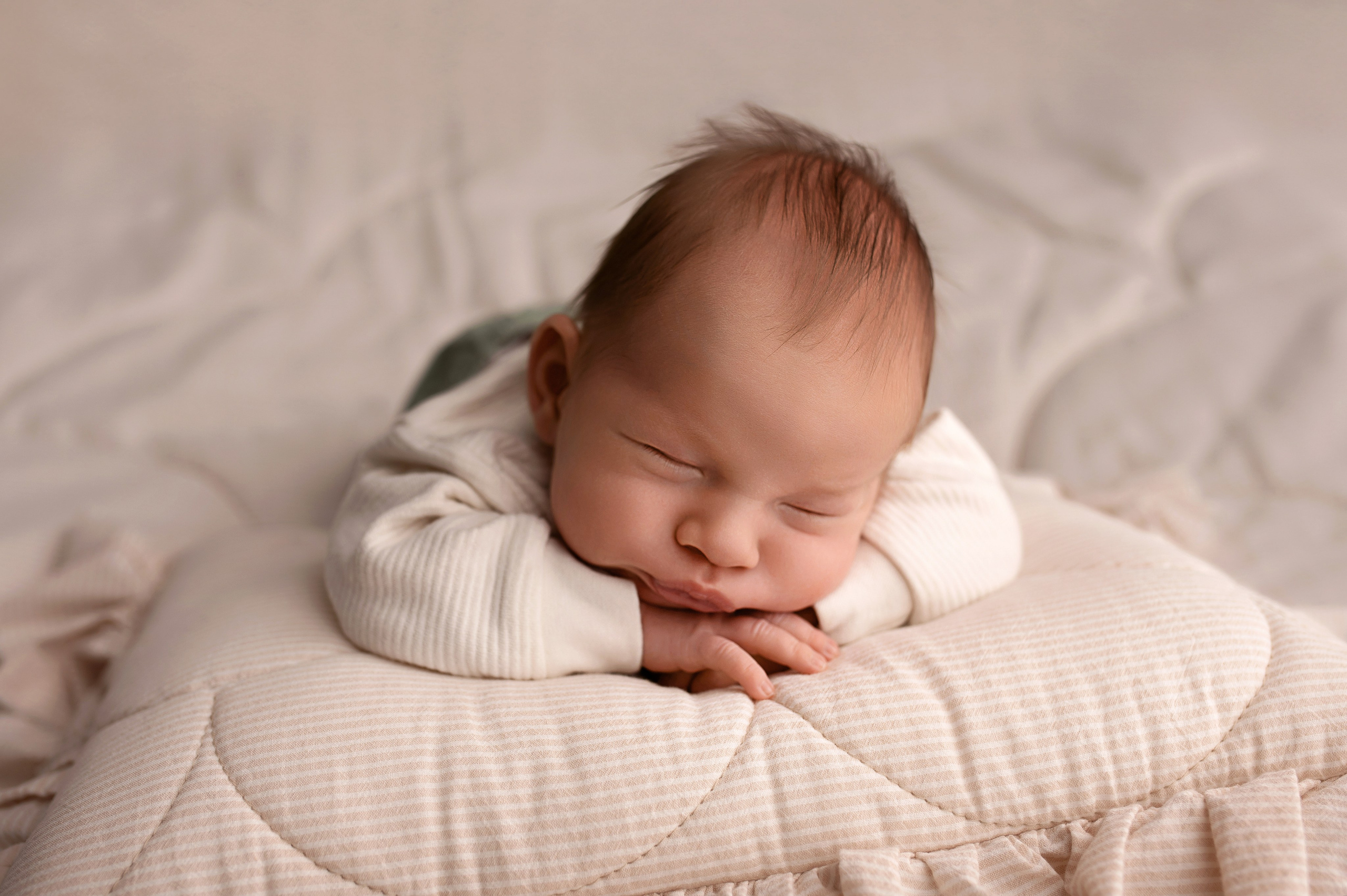 Пример съёмки Лайфстайл с элементами ньюборн. Детский фотограф новорождённых в Минске Боровик Екатерина