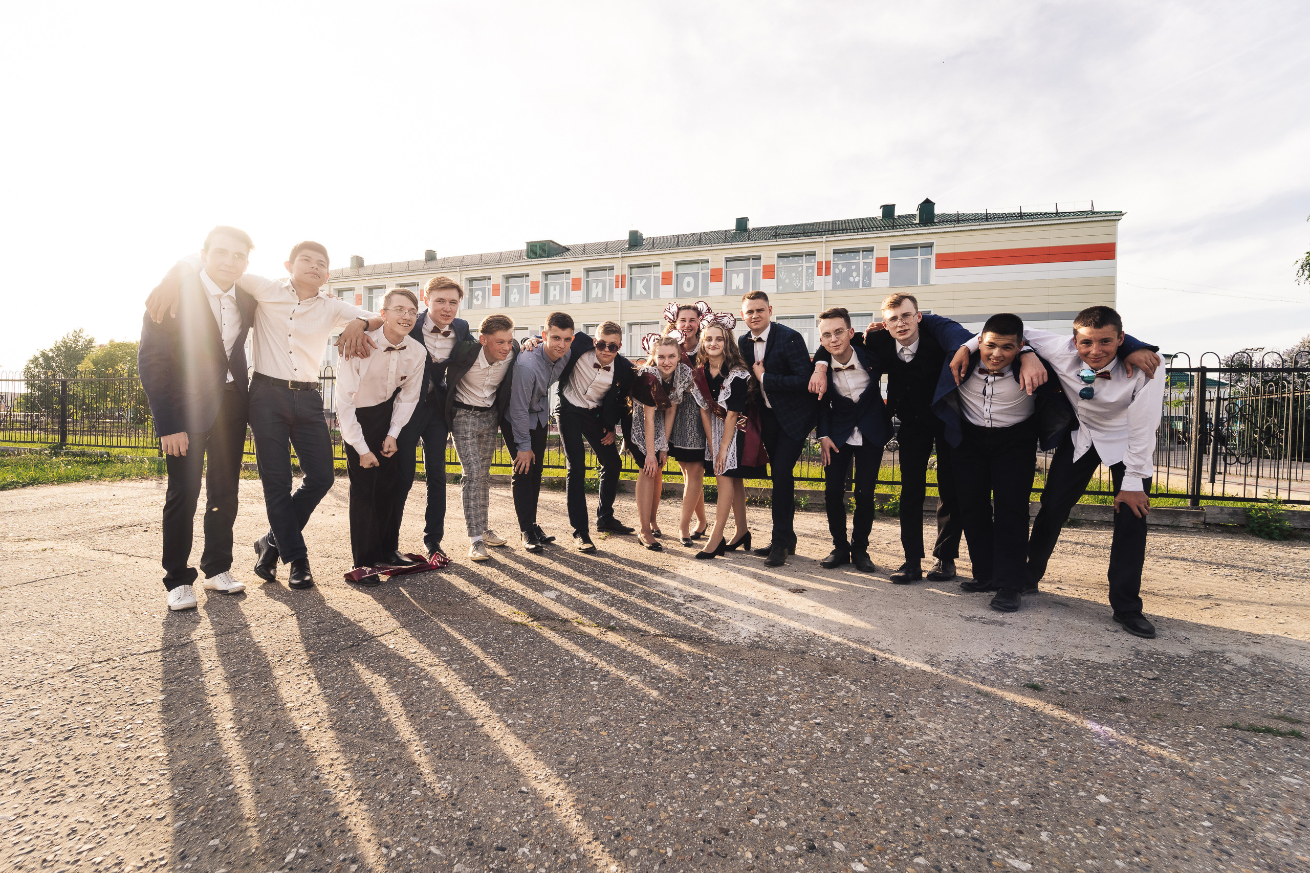 Фотосъёмка 9-11 класс. Выпускные альбомы в Томской области. Видеосъёмка на выпускной