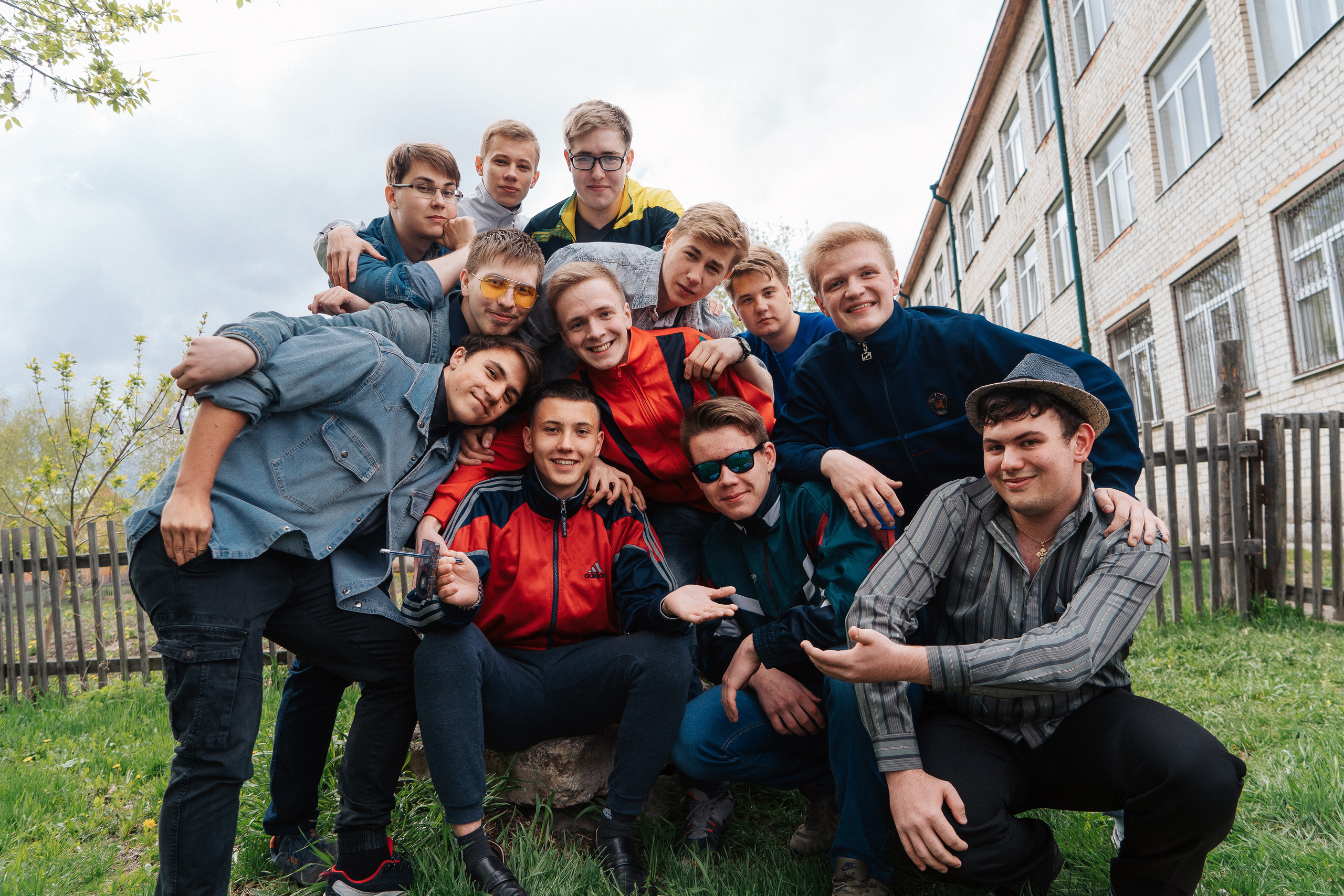 Фотосъёмка 9-11 класс. Выпускные альбомы в Томской области. Видеосъёмка на выпускной