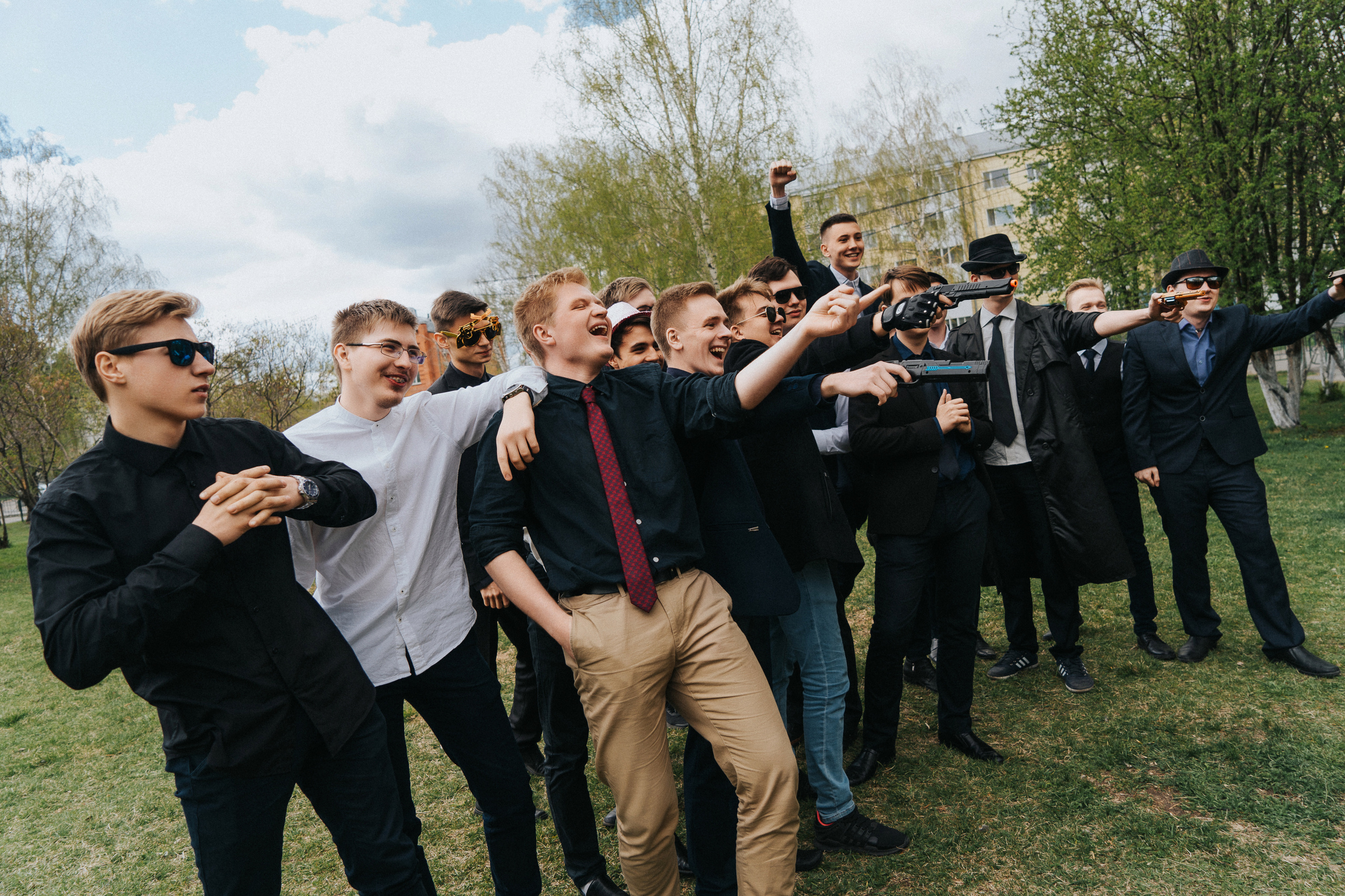 Фотосъёмка 9-11 класс. Выпускные альбомы в Томской области. Видеосъёмка на выпускной