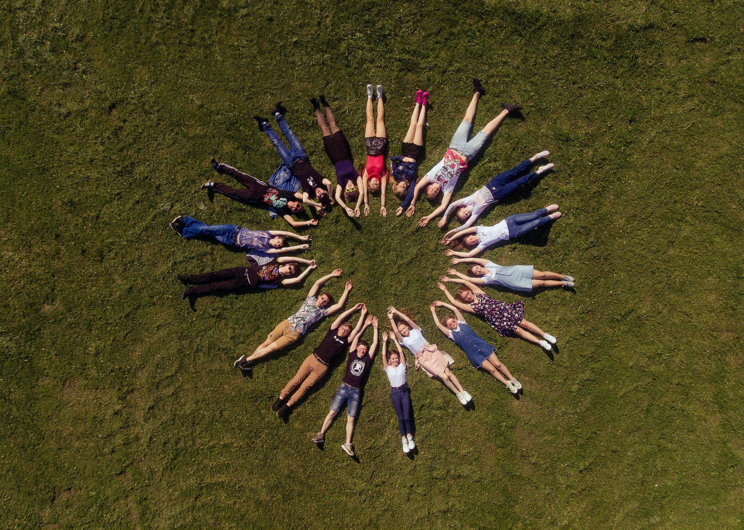 Фотосъёмка 9-11 класс. Выпускные альбомы в Томской области. Видеосъёмка на выпускной