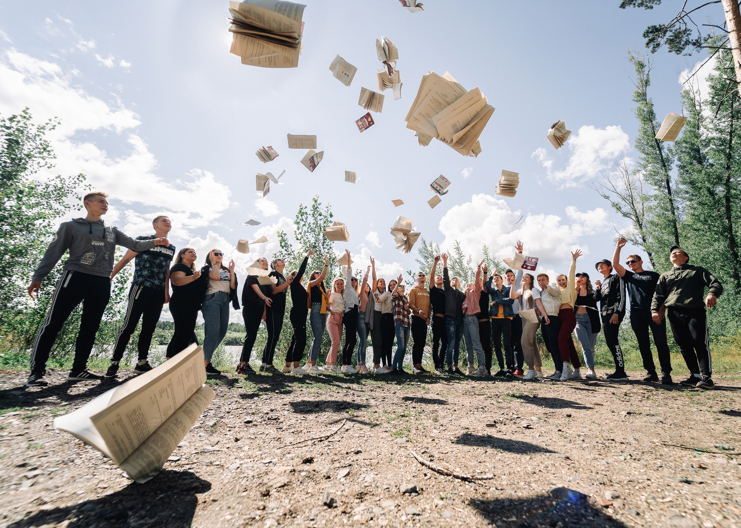 Фотосъёмка 9-11 класс. Выпускные альбомы в Томской области. Видеосъёмка на выпускной