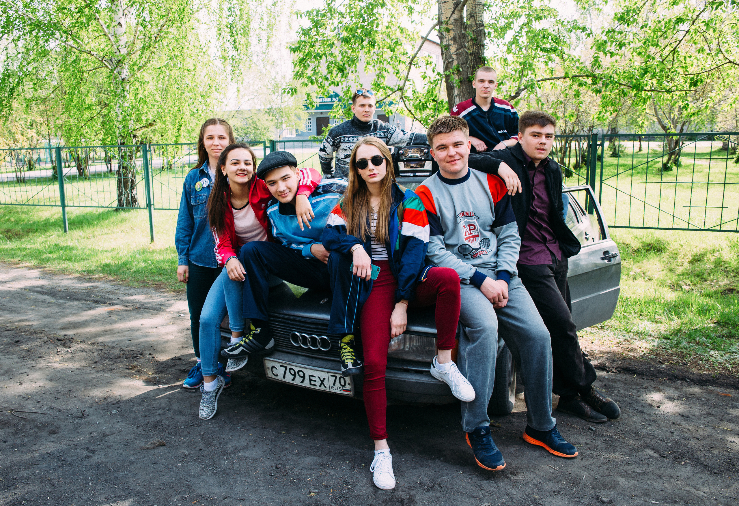 Фотосъёмка 9-11 класс. Выпускные альбомы в Томской области. Видеосъёмка на выпускной