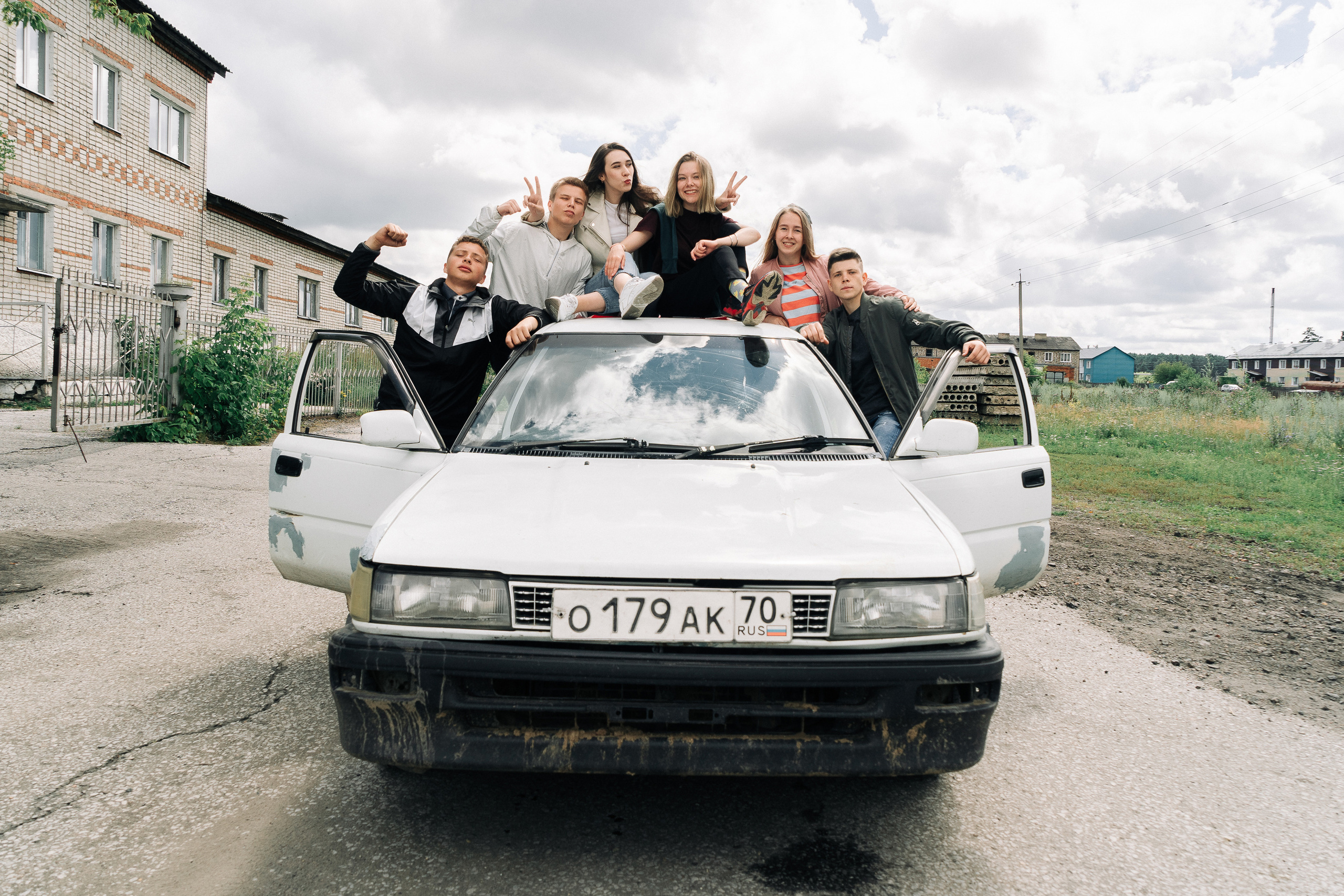 Фотосъёмка 9-11 класс. Выпускные альбомы в Томской области. Видеосъёмка на выпускной