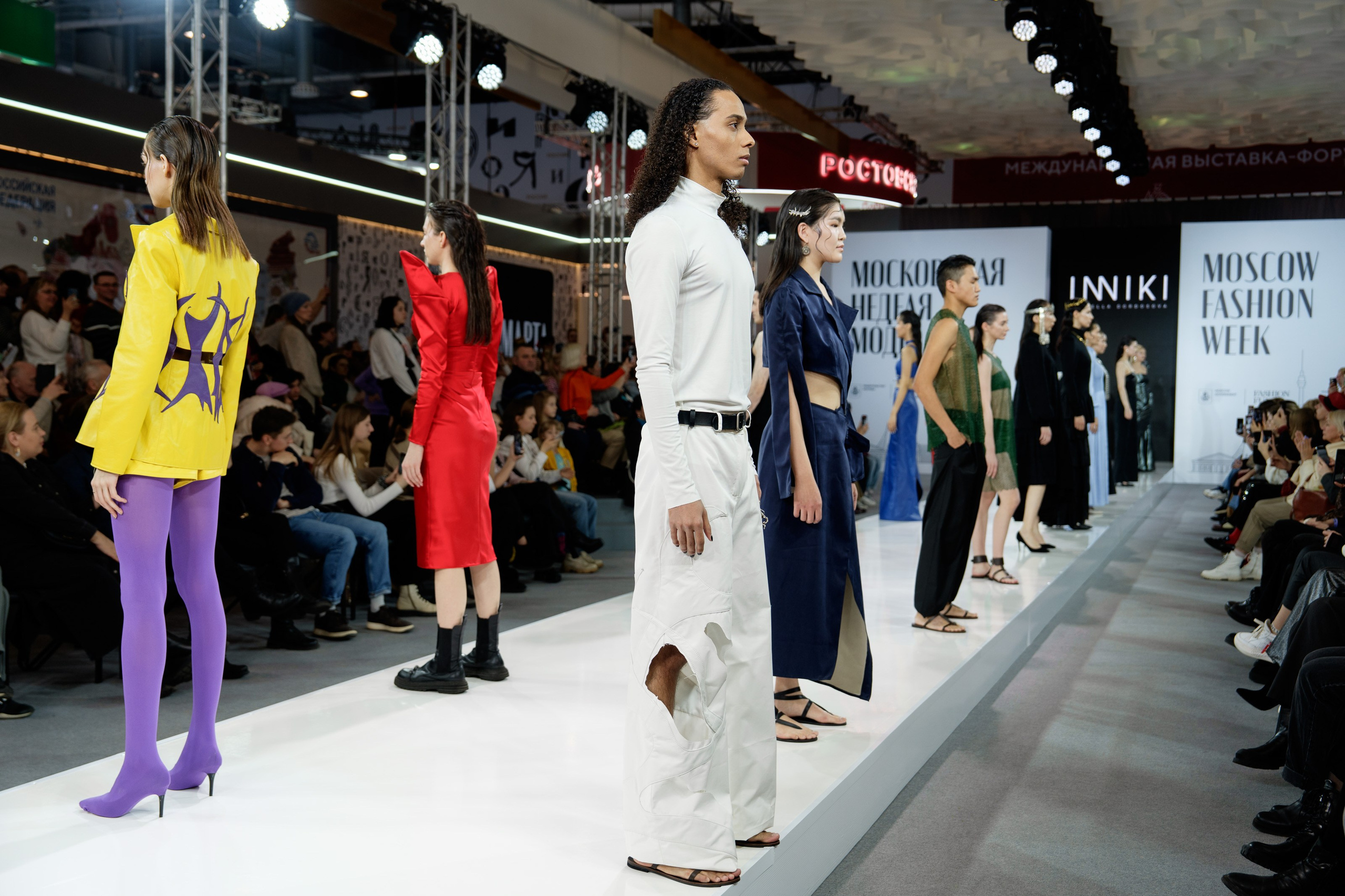 Moscow Fashion Week 2024 весна. Фотограф Николай Прокофьев модельные тесты в Москве