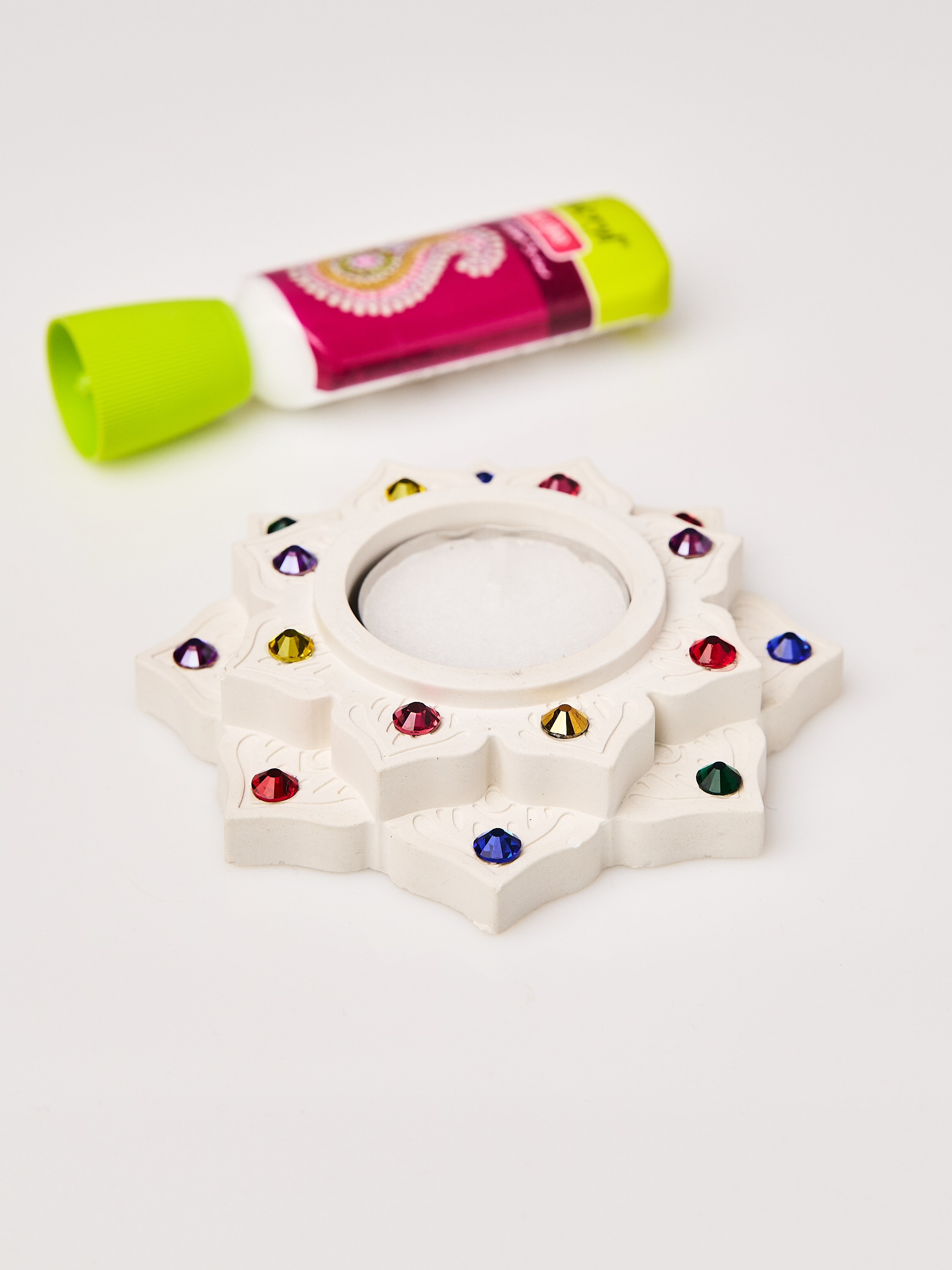 Фото и видео для маркетплейсов — универсальный клей