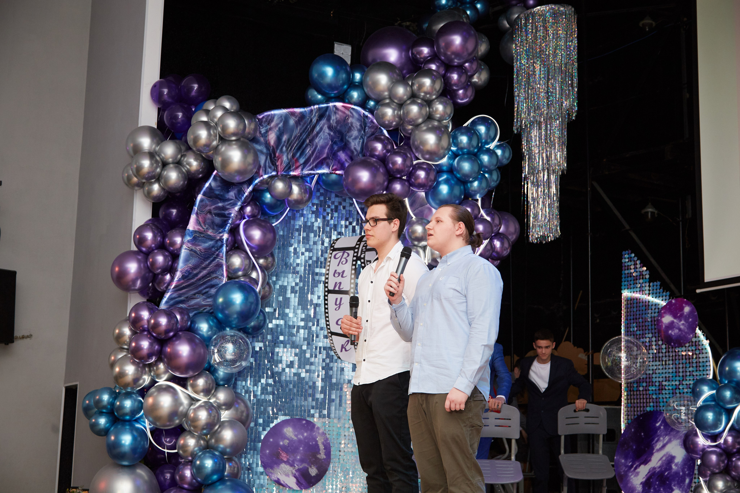 Последний звонок. Фотограф Савченко Люба. Москва