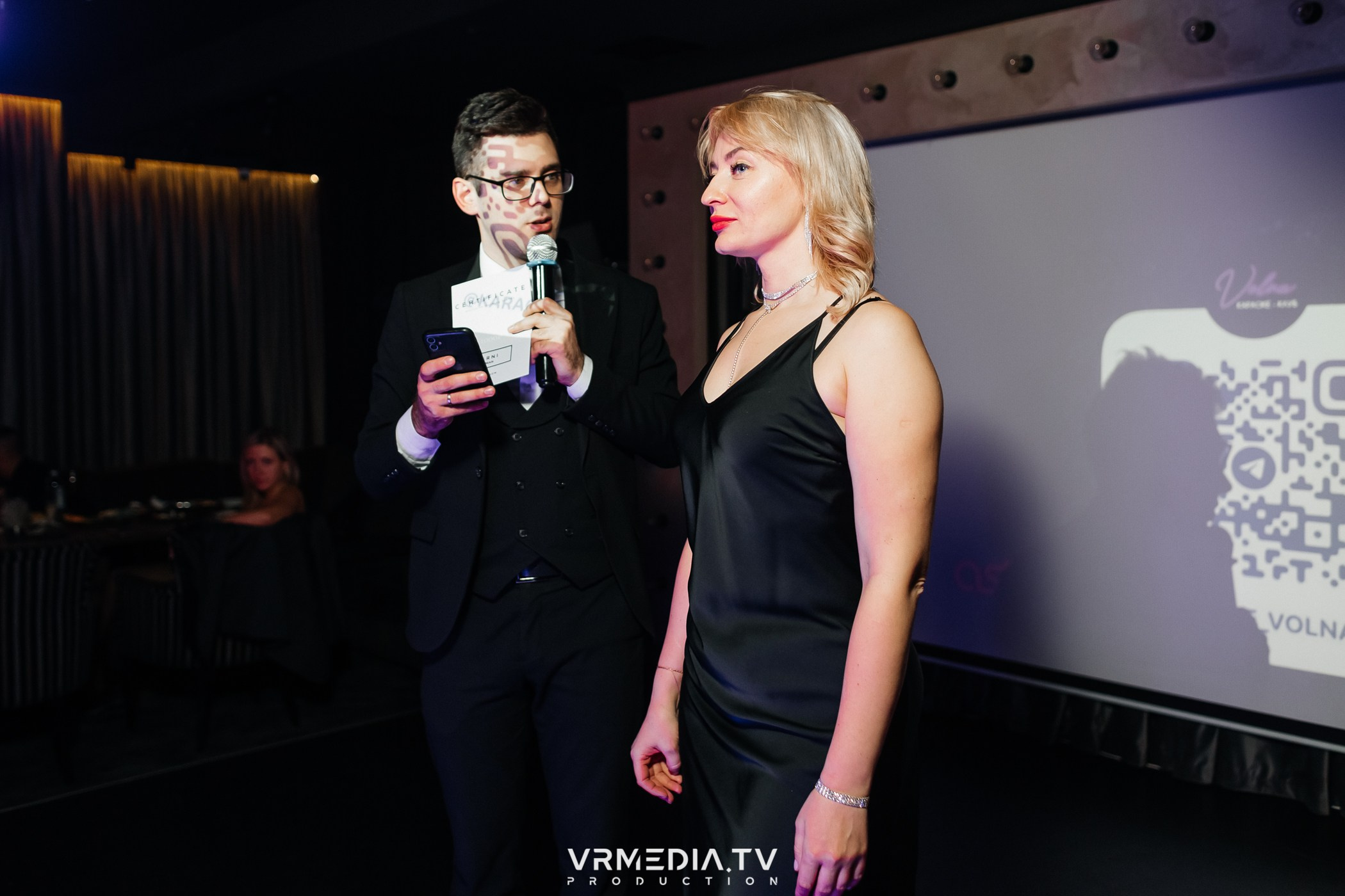 POP-STAR PARTY в караоке-баре «Volna»