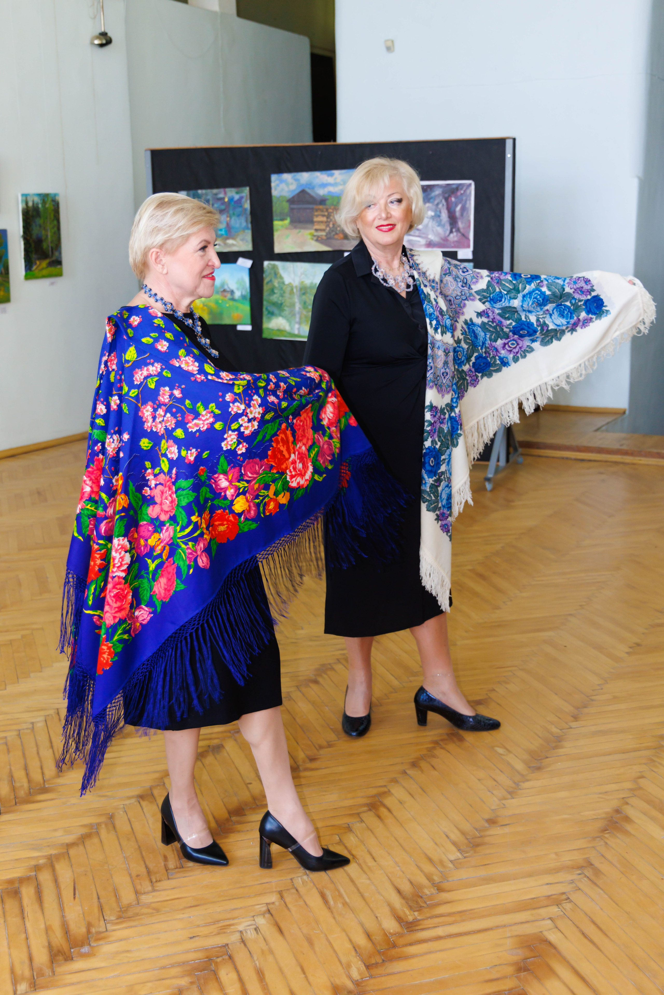 Всероссийский пленэр художников в доме-музее Ильи Репина, 2025. Коллекционер и искусствовед Олеся Ястребова