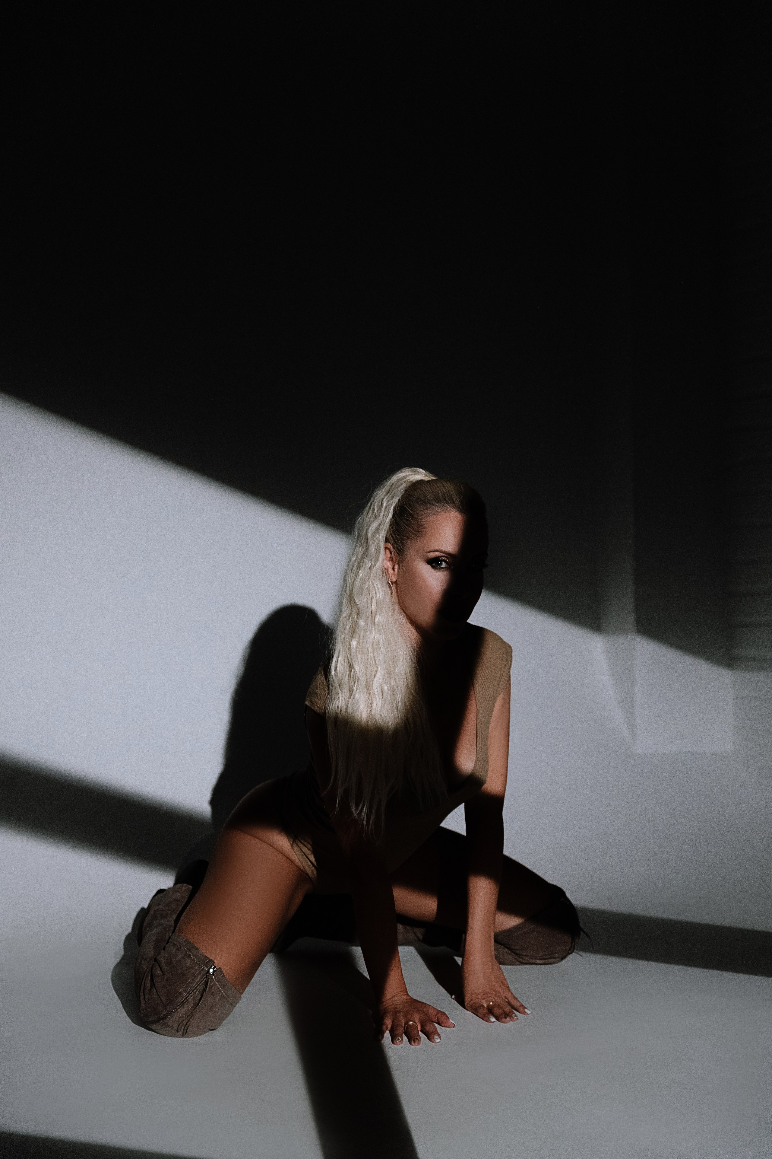 фотосессия с масками гобо, маски Гобо, маски, фотосессия в студии, фотограф в Москве, фотограф в Орехово-Зуево, фотограф в Балашихе, фотограф в Железнодорожном 