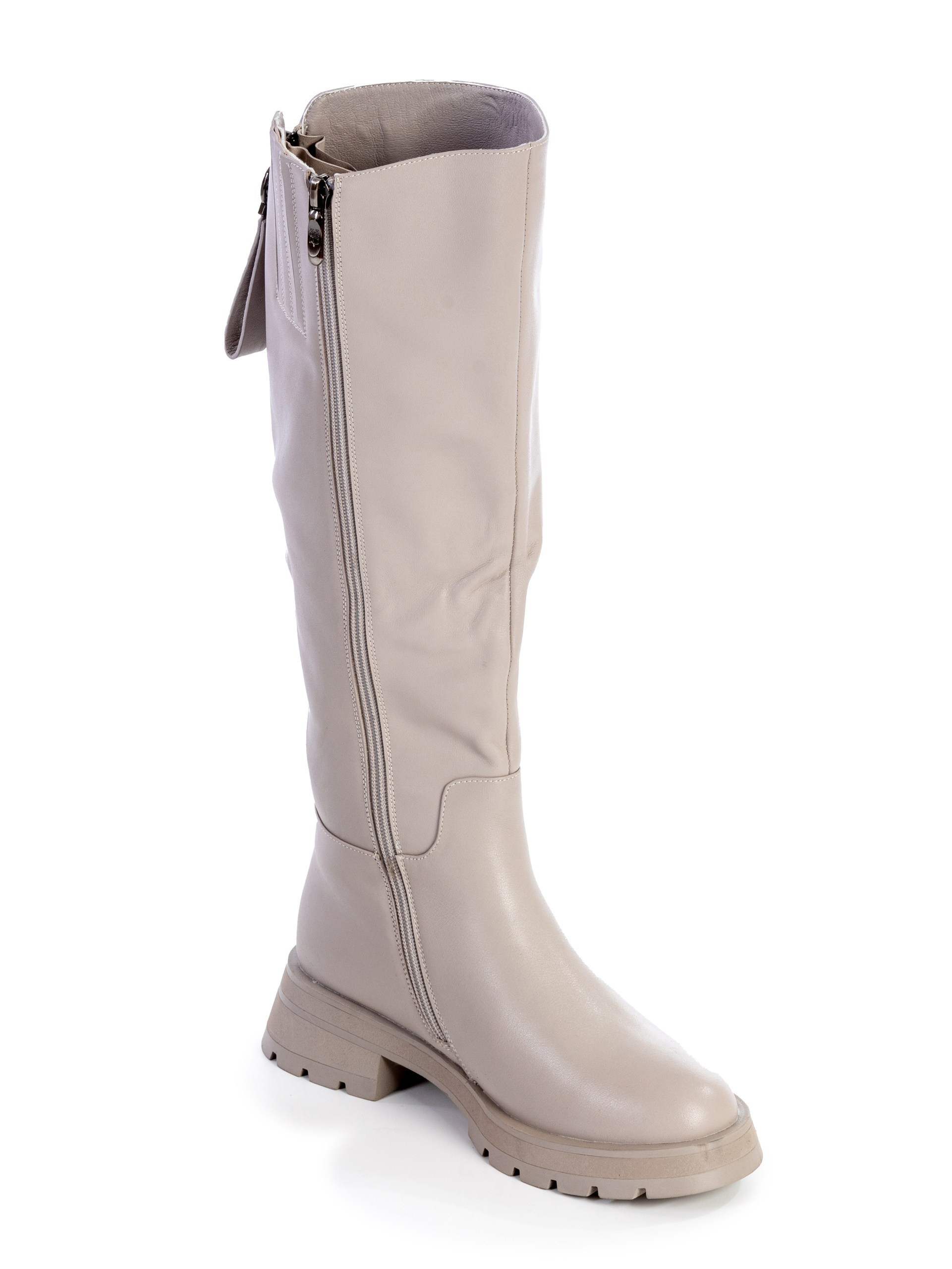 Зимняя обувь фотосъемка для маркетплейса. Фотограф в Туле Крупский АнДРей. Фотостудия «КАДР71» в Туле