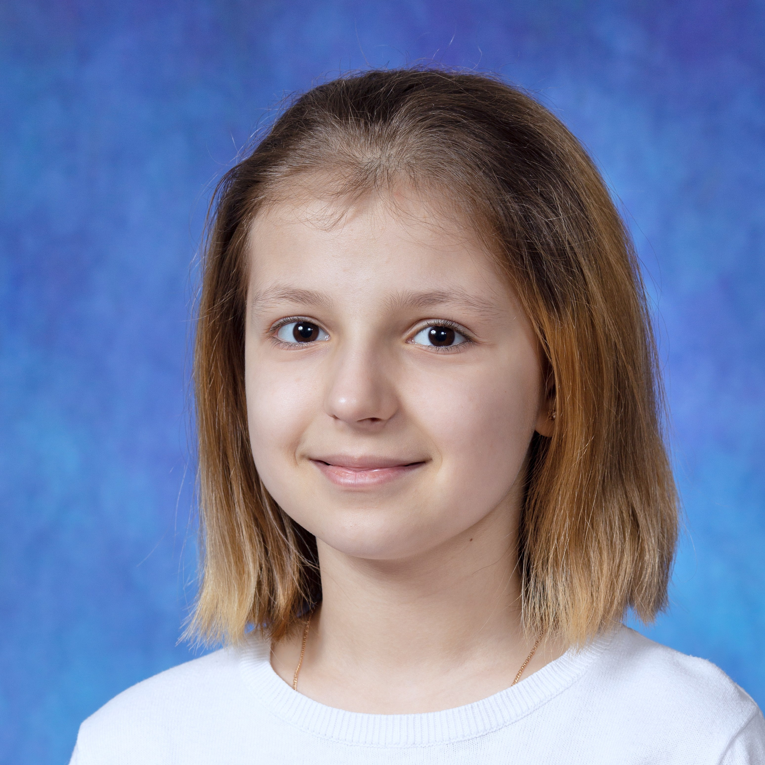 4 класс. Портреты. Школьные выпускные альбомы в Москве Марина Николаева