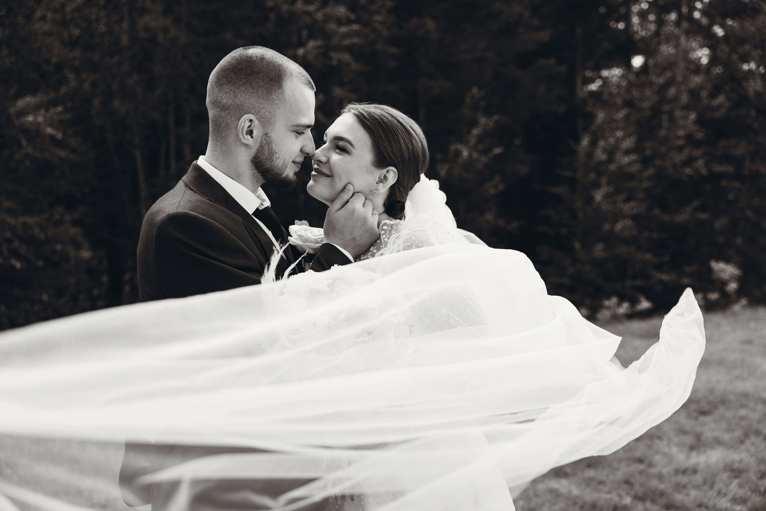 Никита и Ульяна (максимальный — Винотека). Свадебный и семейный фотограф в городе Сургуте Стерликова Светлана