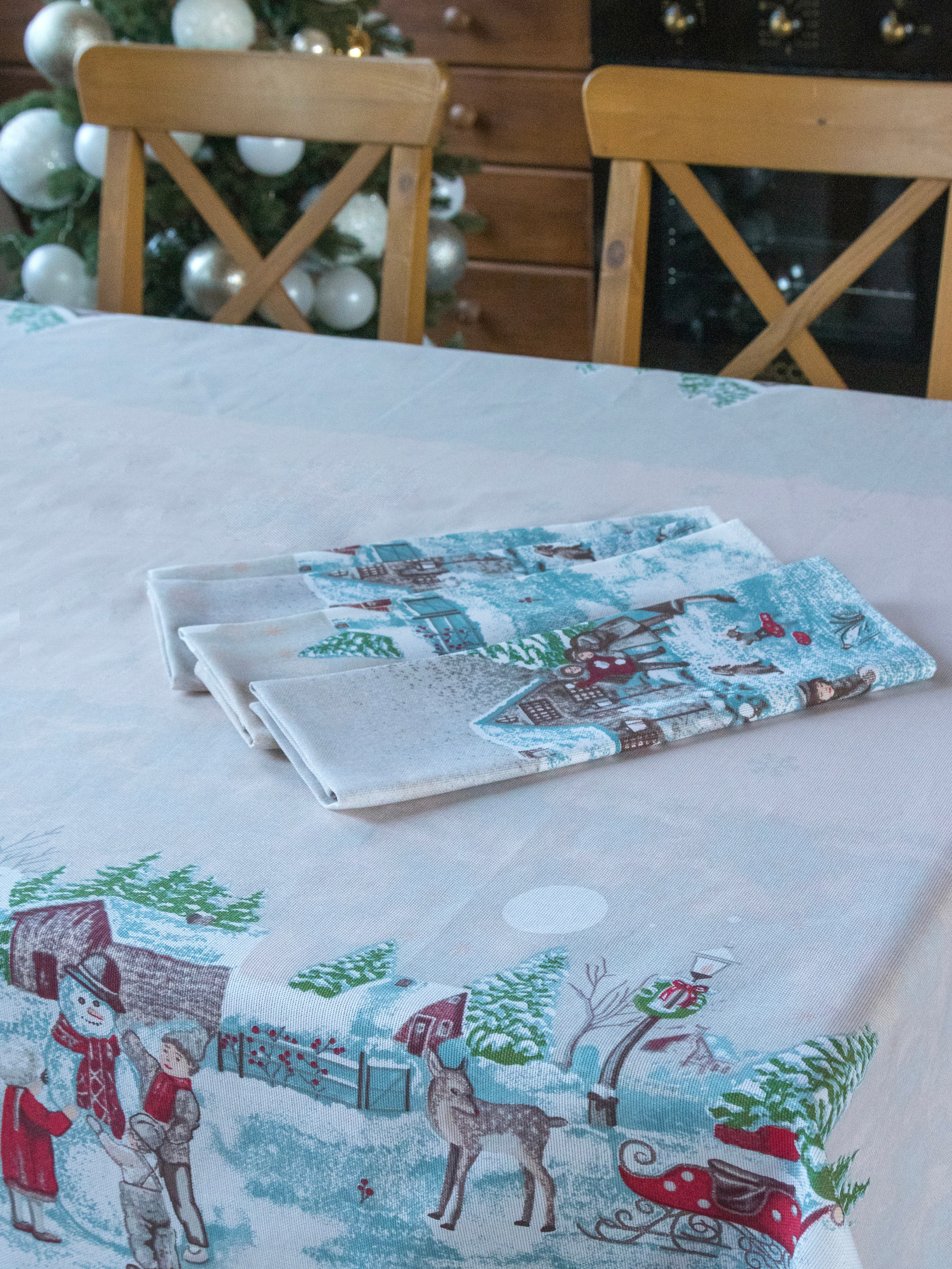 Скатерть новогодняя. Фотостудия для Wildberries Ozon