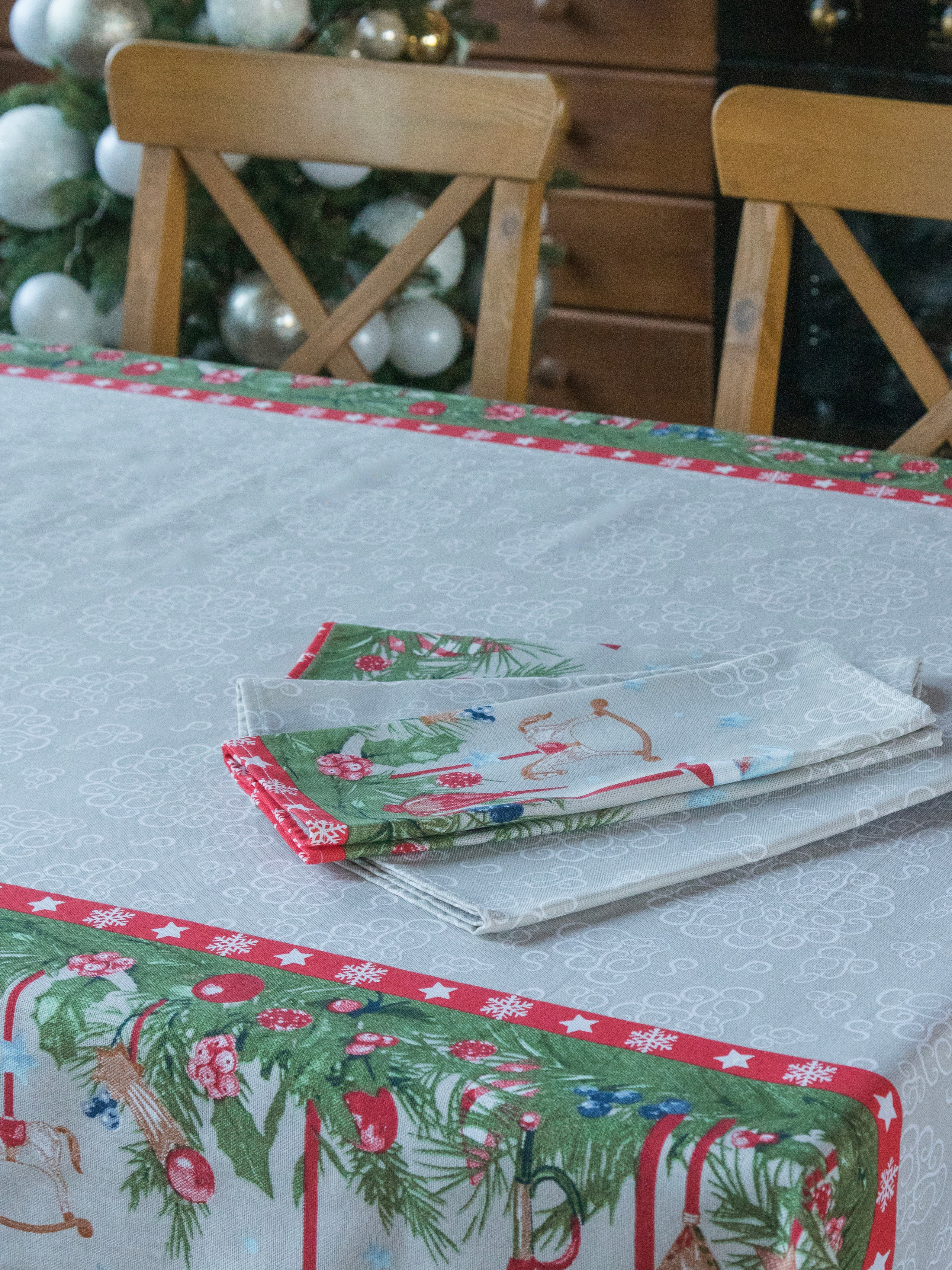 Скатерть новогодняя. Фотостудия для Wildberries Ozon