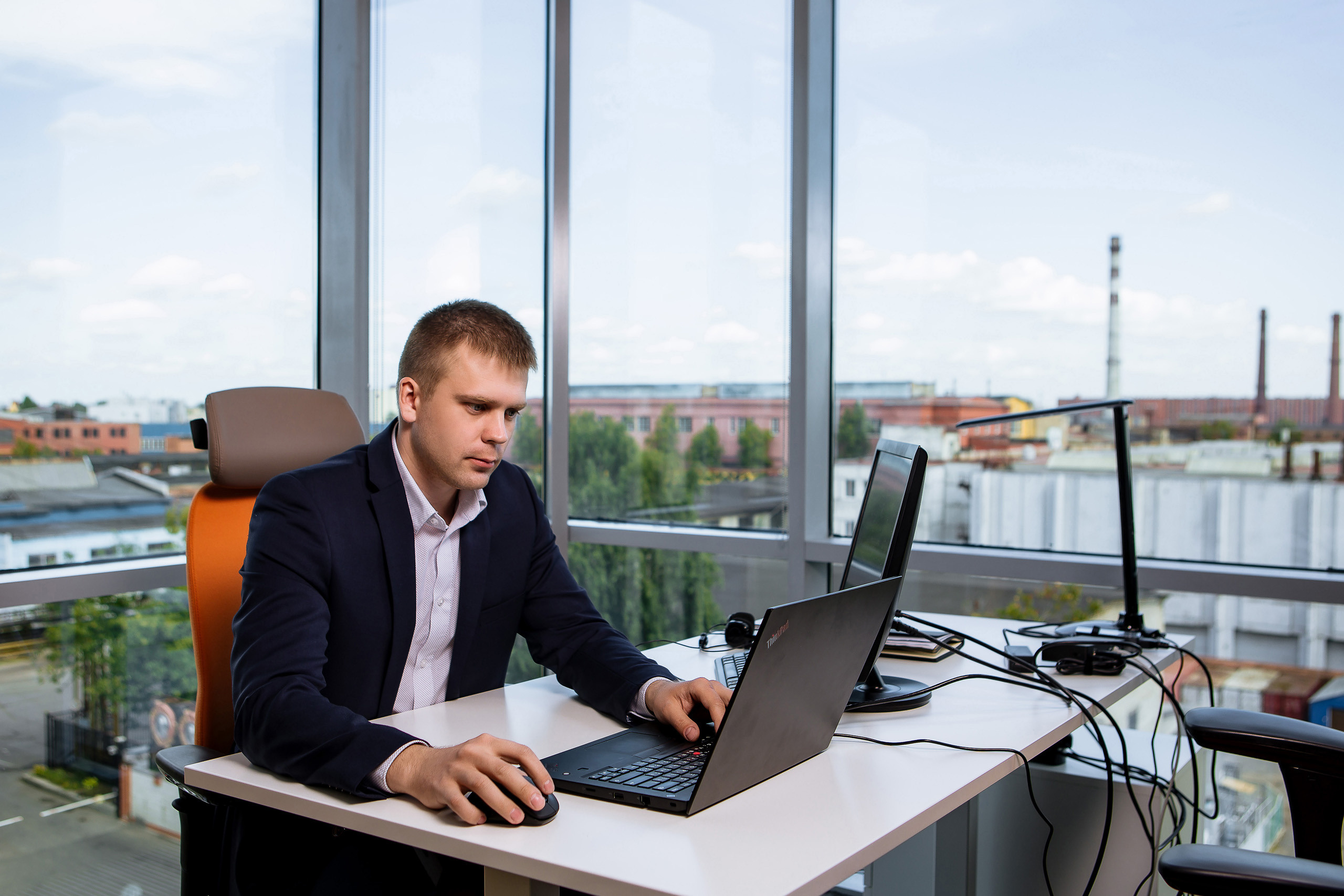 Портреты сотрудников в офисе, деловой портрет, фотограф Ксения Сытина