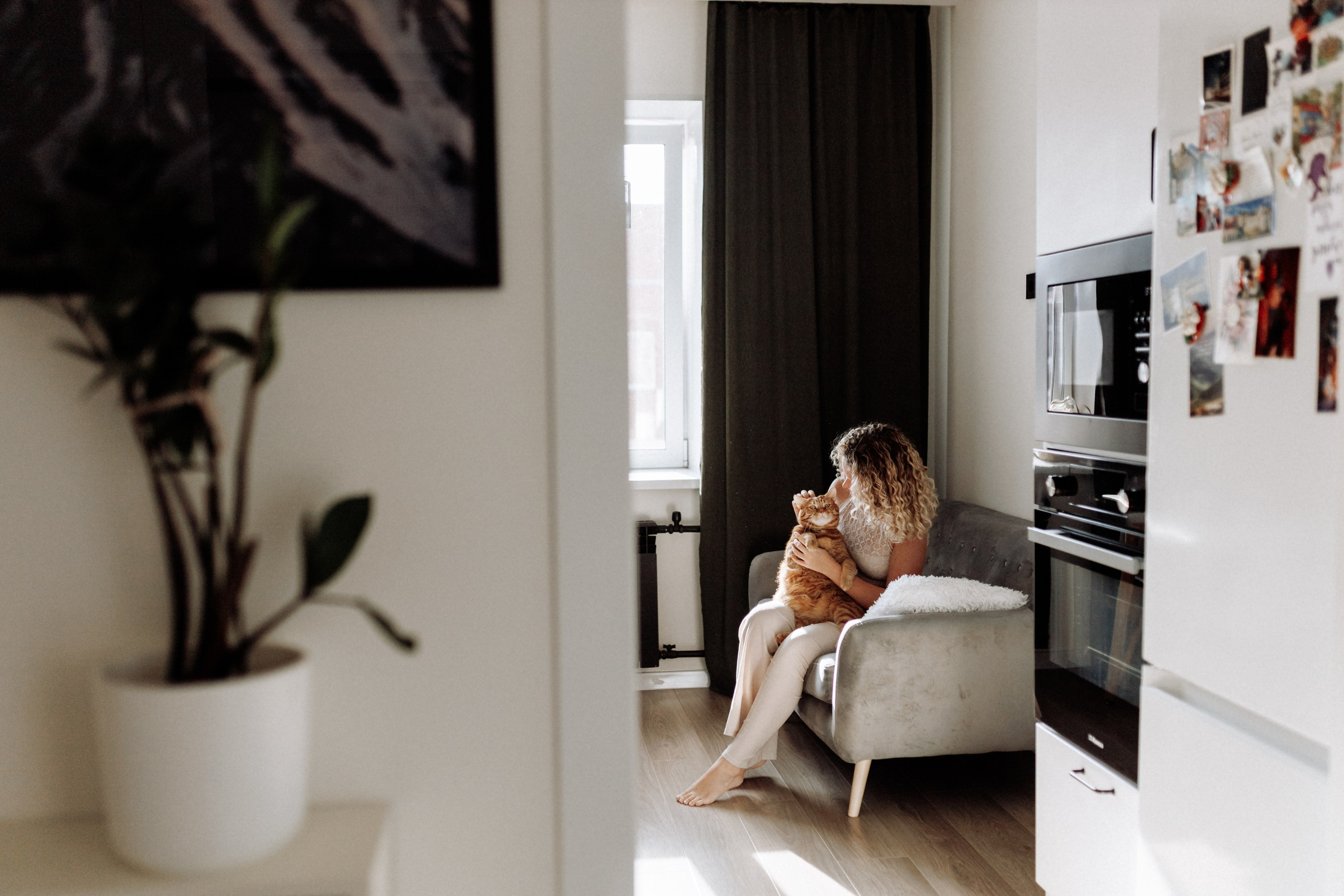 Даша с котом. Женский и семейный фотограф в Томске Алиса Качан