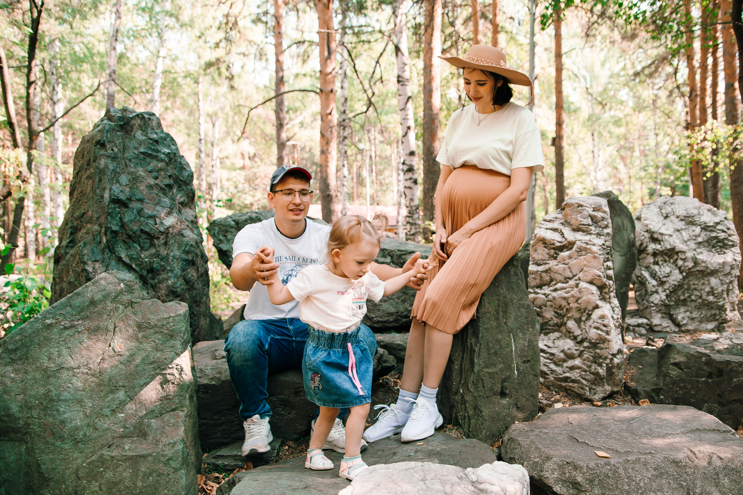 Прогулочная семейная фотосессия в Екатеринбурге. Свадебный, семейный фотограф, контент съёмка. Екатеринбург. Елена Граф