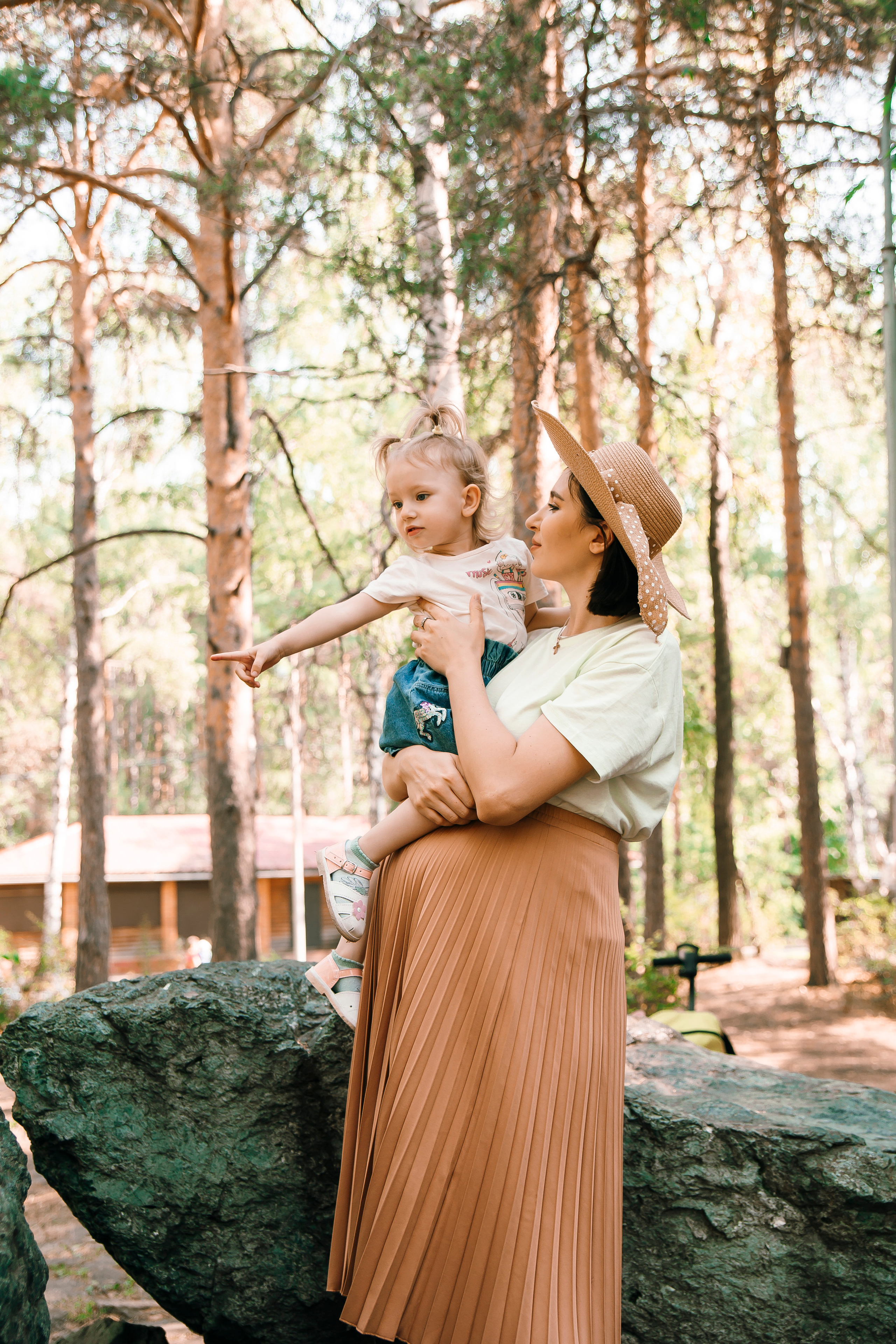 Прогулочная семейная фотосессия в Екатеринбурге. Свадебный, семейный фотограф, контент съёмка. Екатеринбург. Елена Граф