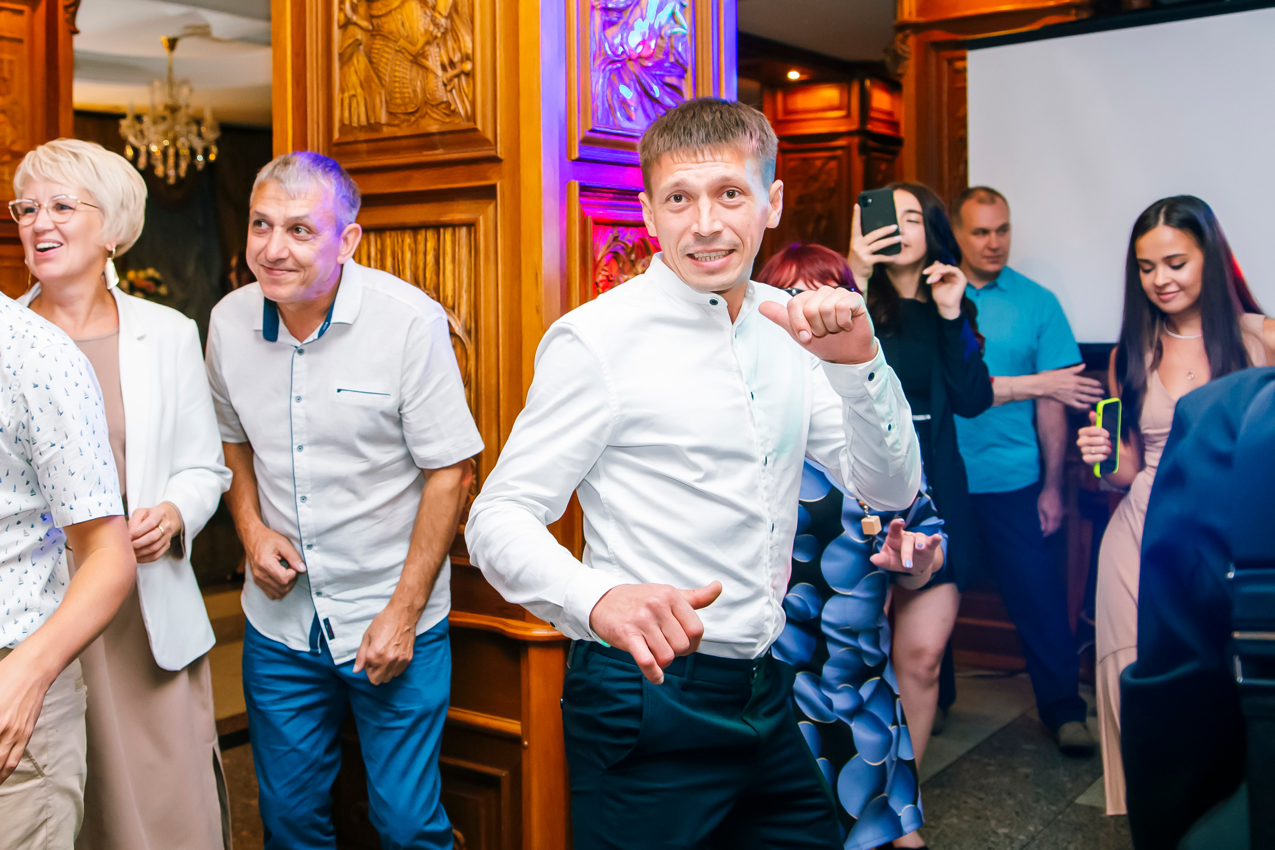 Фотосъёмка свадьбы. Анна и Дмитрий. Свадебный, семейный фотограф, контент съёмка. Екатеринбург. Елена Граф