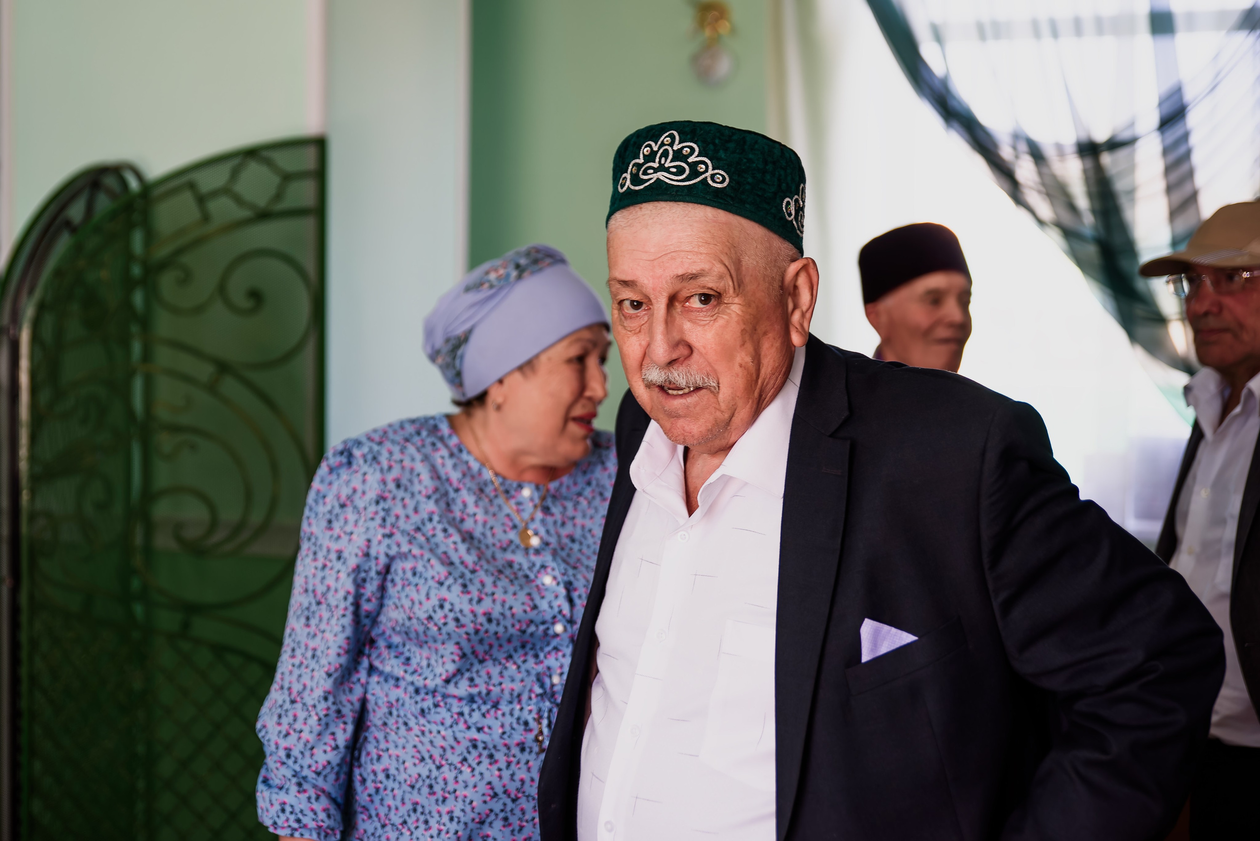 Айнур и Гульназ. Фотограф людей, белок и единорогов)