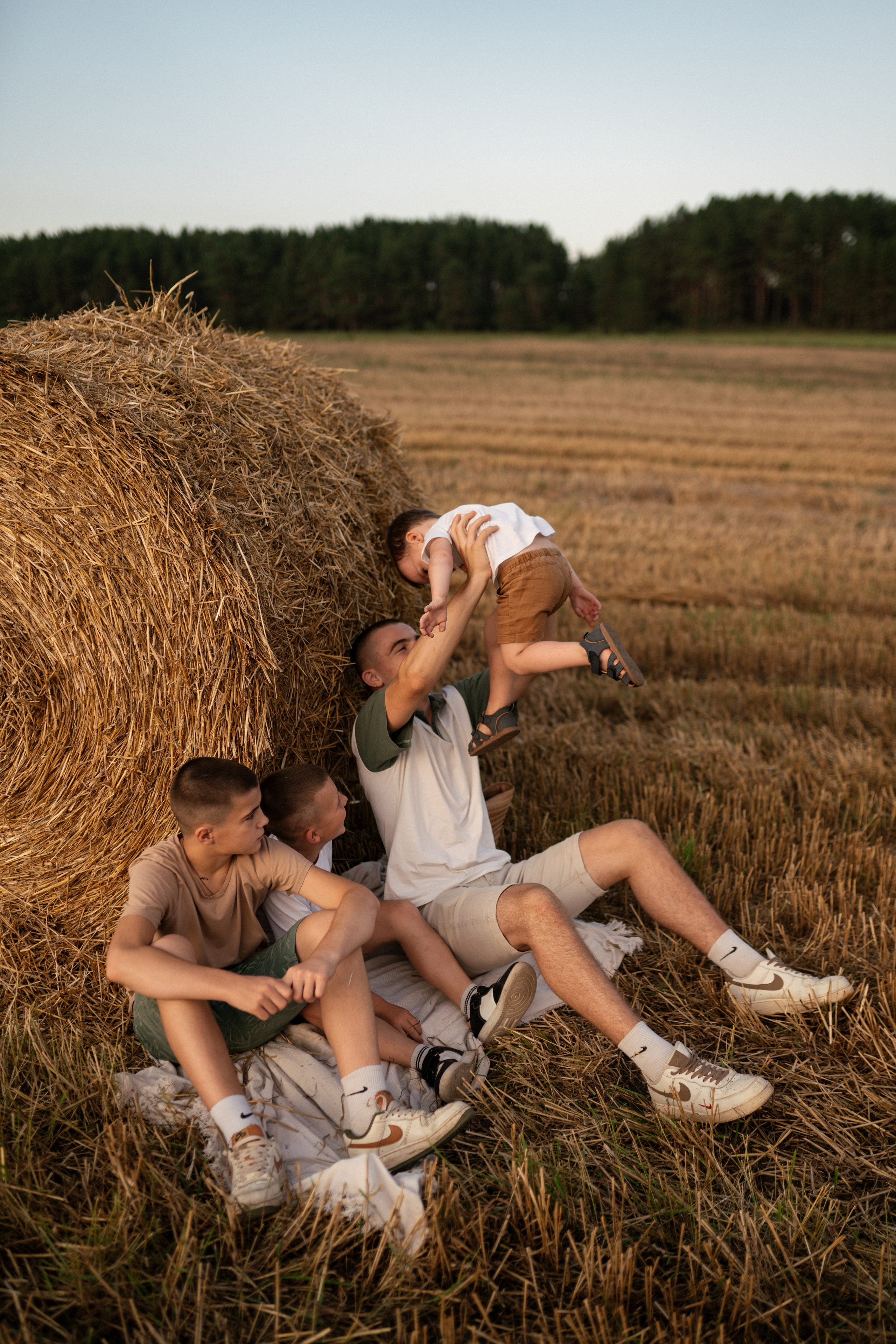 Миша, Вера, Миша, Семен, Федор и Ваня. Семейный и свадебный фотограф в Москве и Калуге Рослова Анастасия