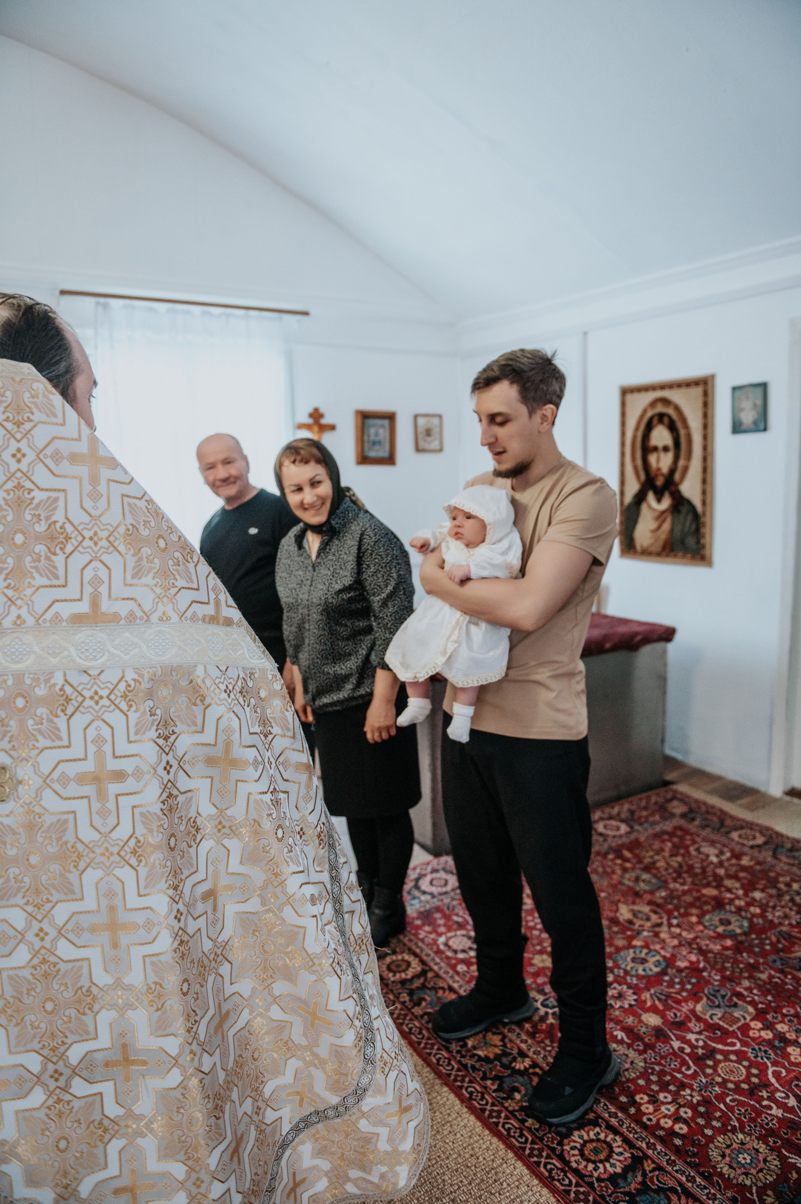 Таинство крещения Мирославы. Фотограф в Сургуте Светлана Гибадуллина