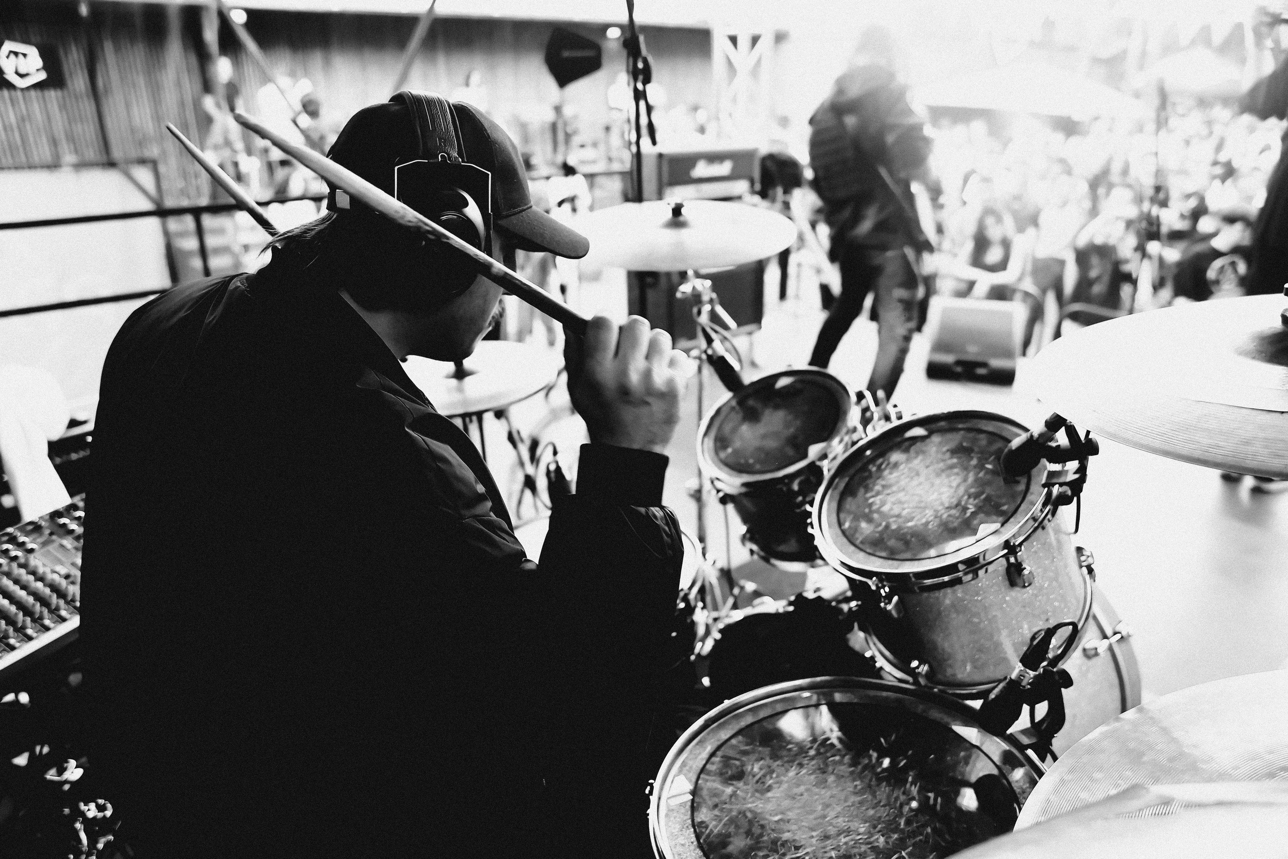 ЛЕТНИЙ МЕТАЛ В ПРАВДЕ