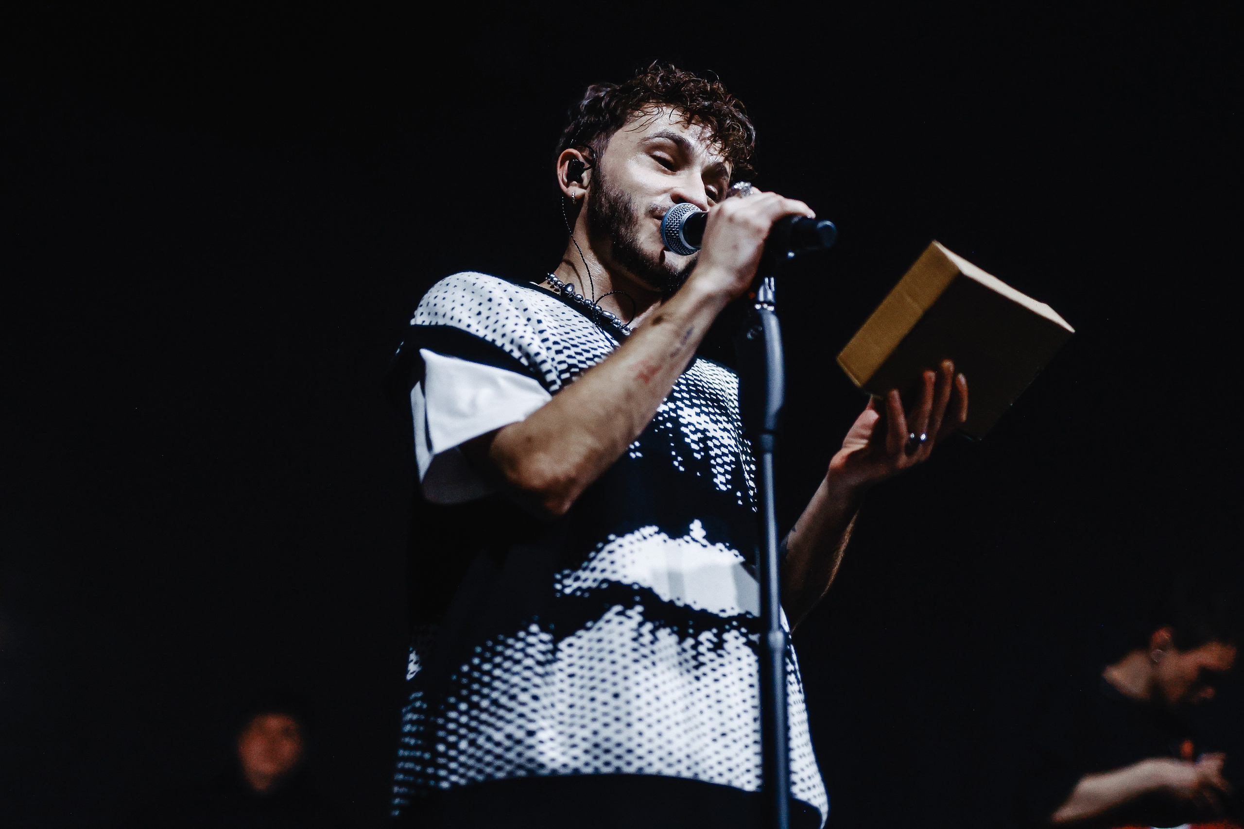 ДЖАРАХОВ @УРБАН