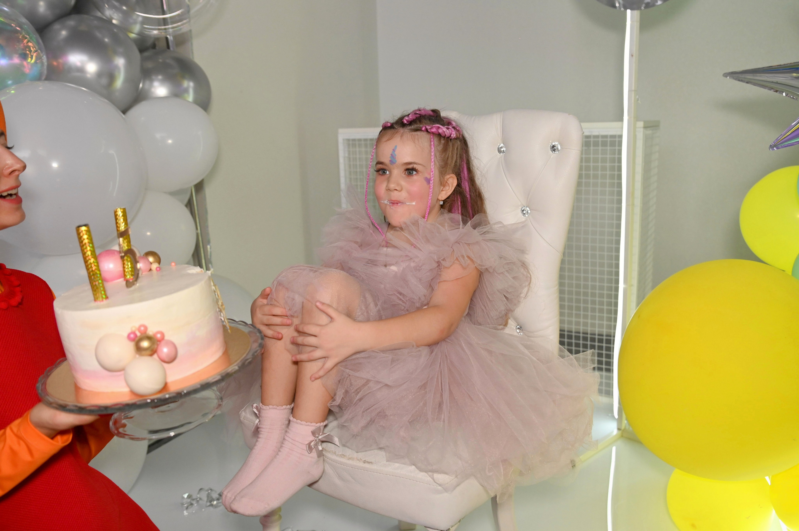 Игротека «Море Позитива». Я Ольга Казанцева, фотографирую снимаю ваши киноистории и печатаю фото и цифровые портреты на холсте